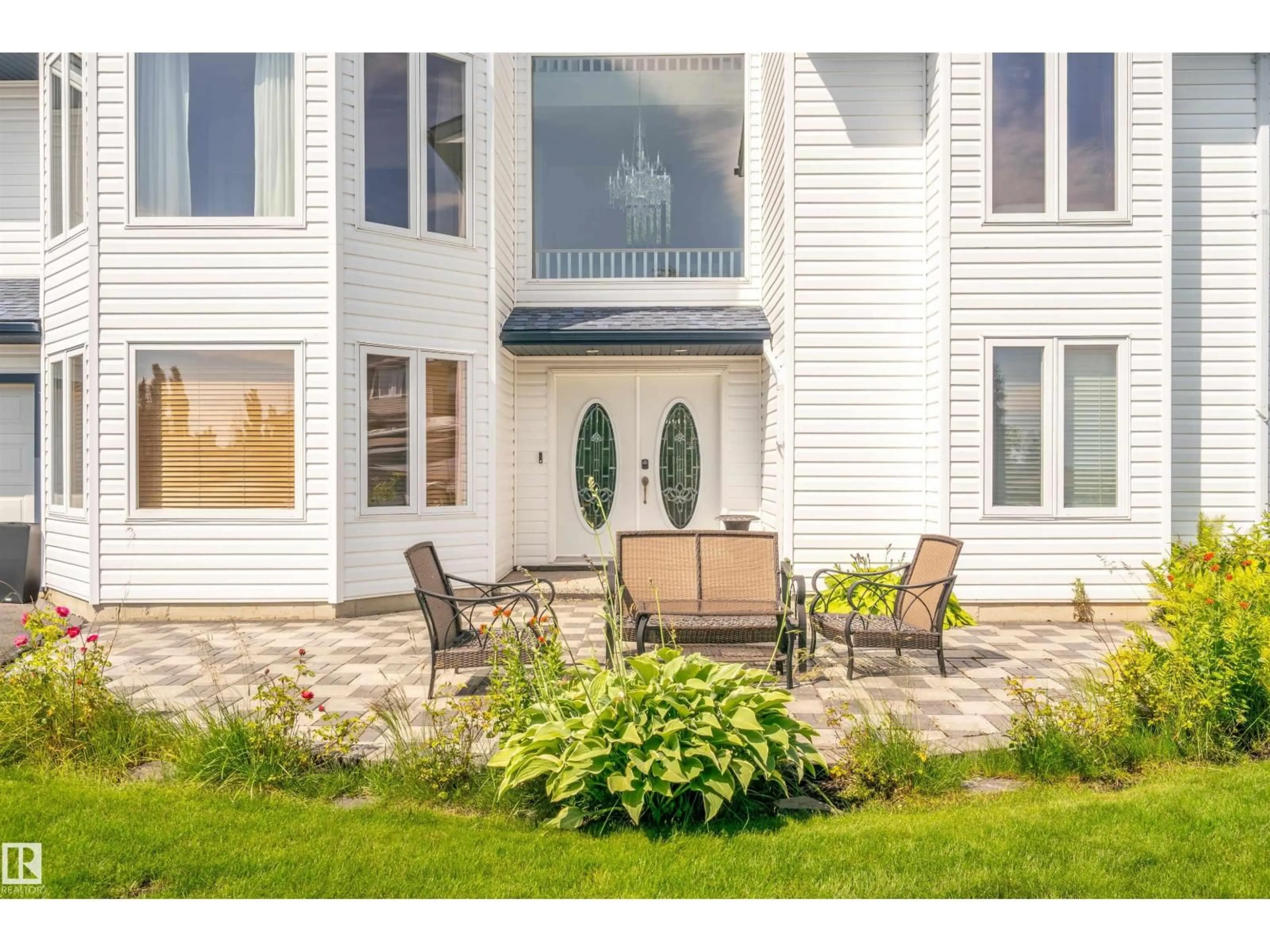 Patio, unknown for 905 26 ST, Cold Lake Alberta T9M1X8