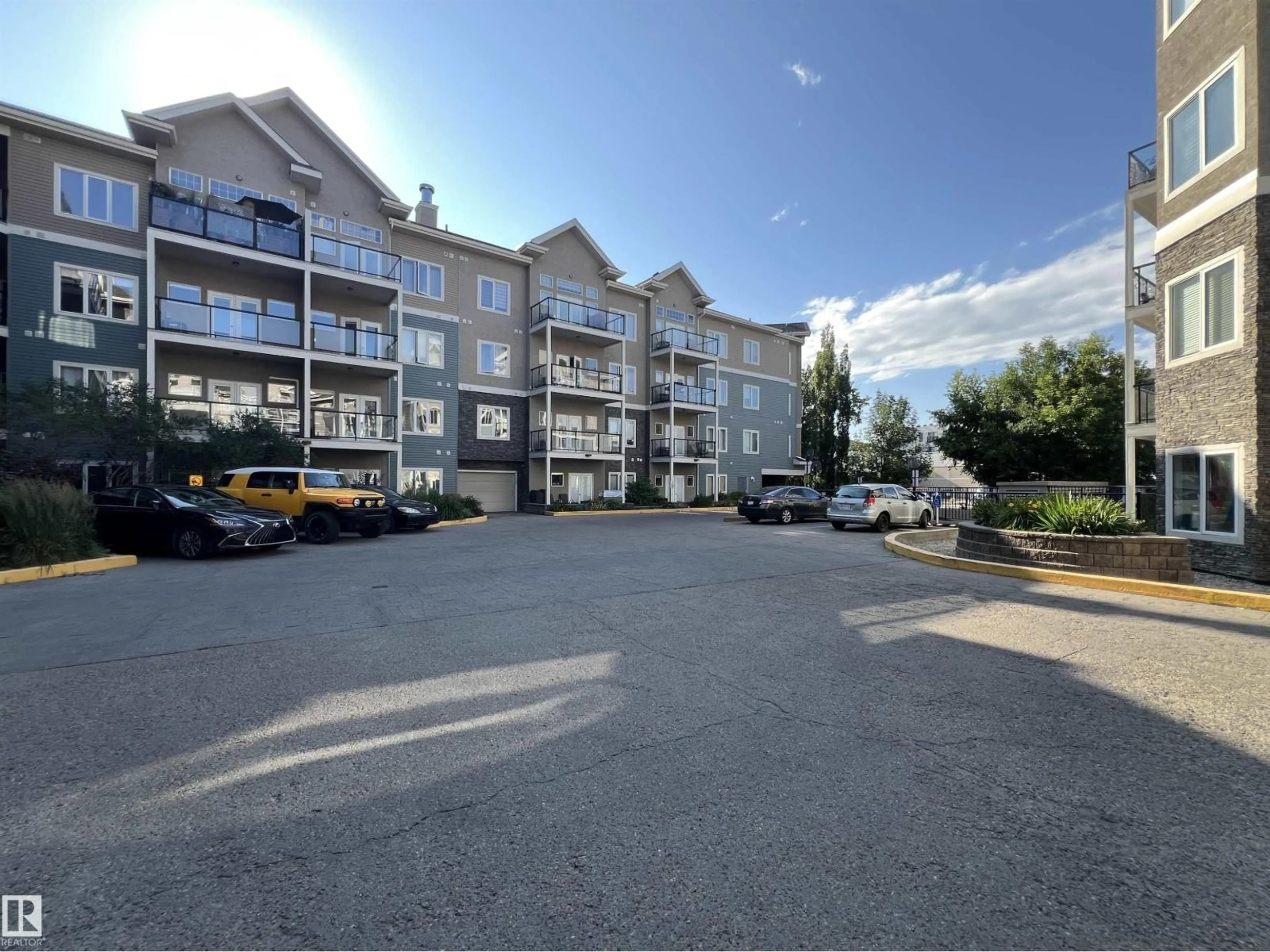 A pic from outside/outdoor area/front of a property/back of a property/a pic from drone, unknown for NW - 349 10121 80 AV, Edmonton Alberta T6E0B9