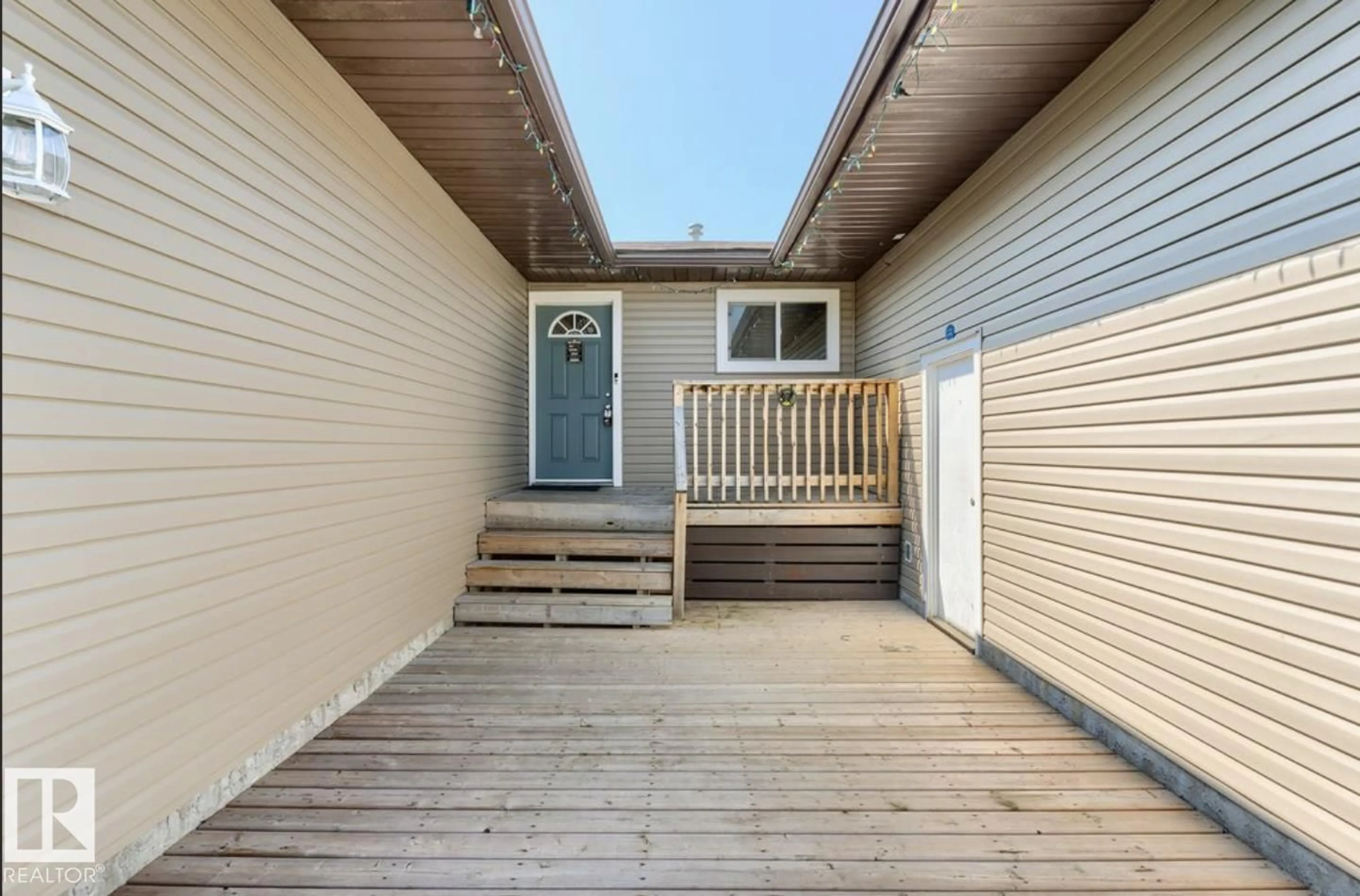 Unknown for 10211 95 AVE, Morinville Alberta T8R1E9