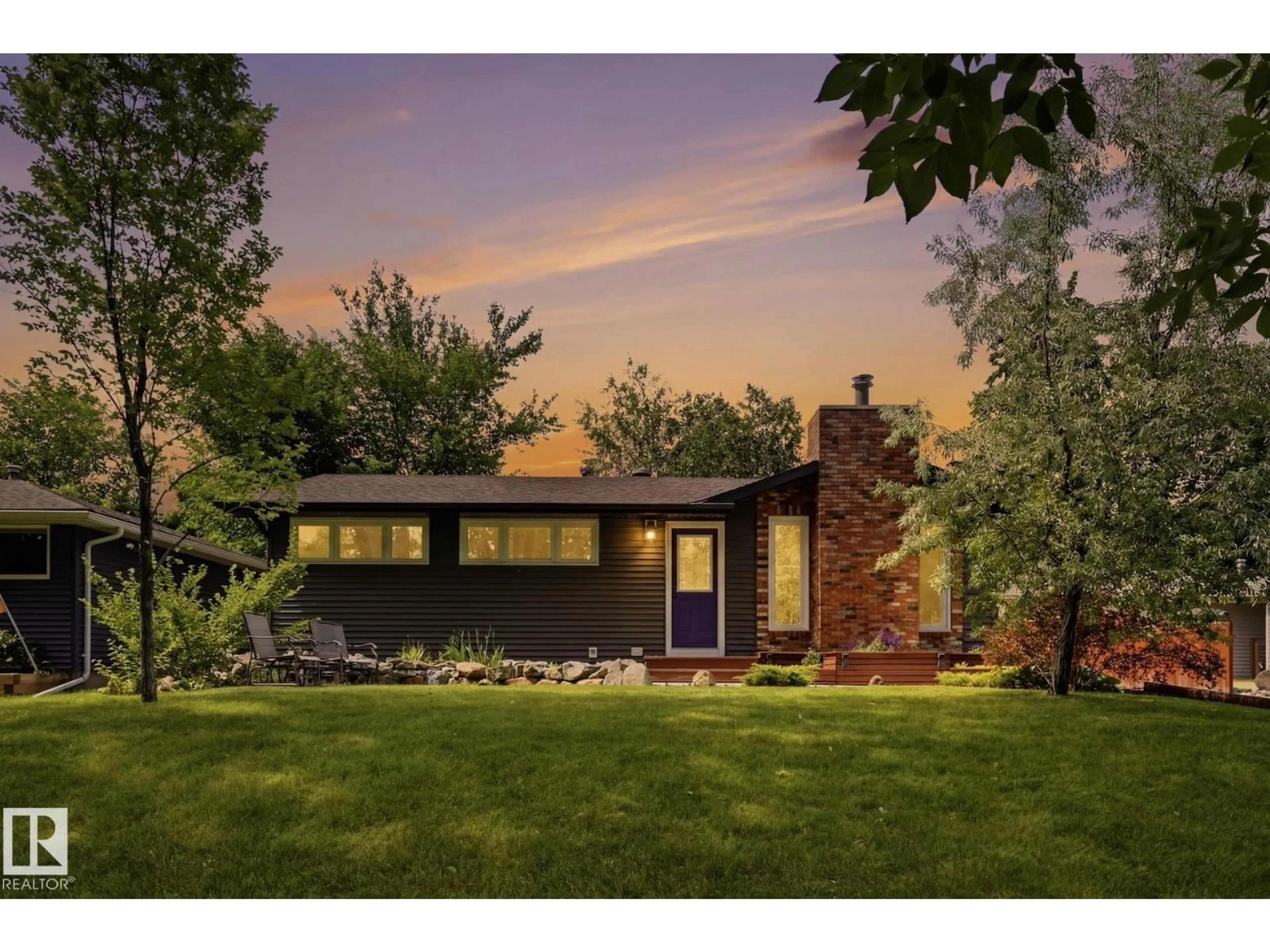 Home with brick exterior material, unknown for 28 SUNNYSIDE CR, St. Albert Alberta T8N0J5