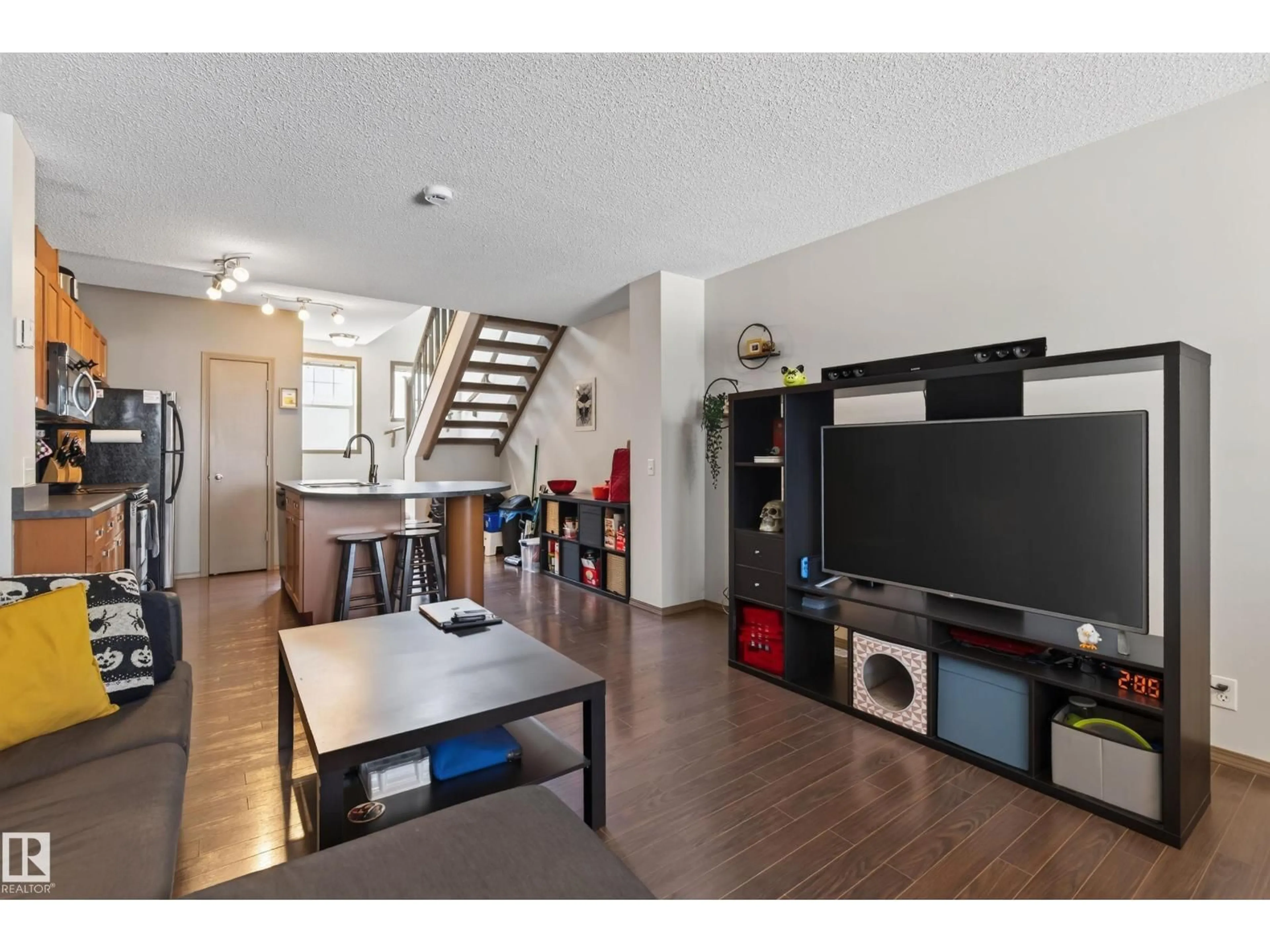 Unknown for #2 - 5604 199 ST, Edmonton Alberta T6M2Z9