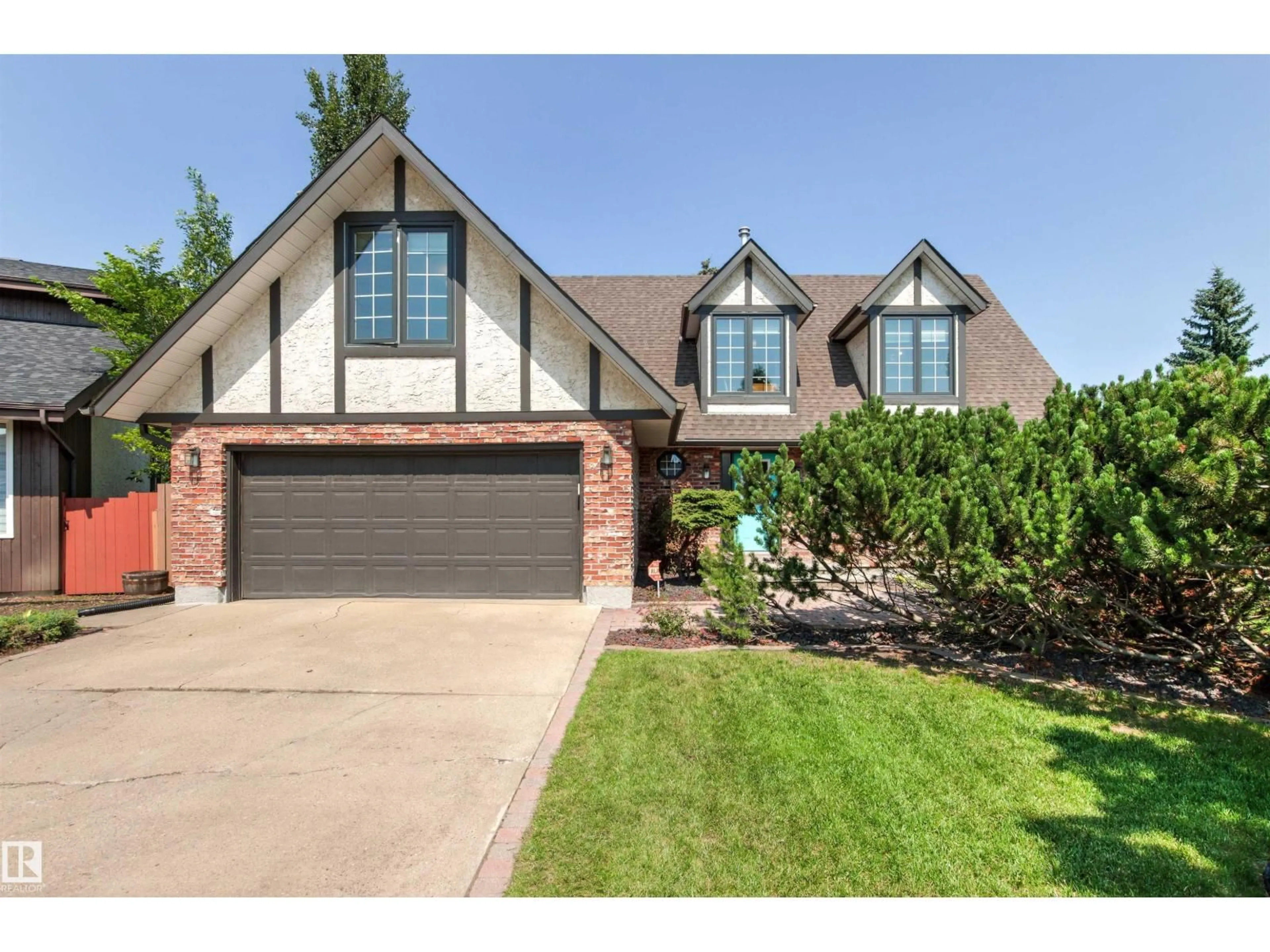 Home with brick exterior material, street for 17532 55 AV, Edmonton Alberta T6M1C9