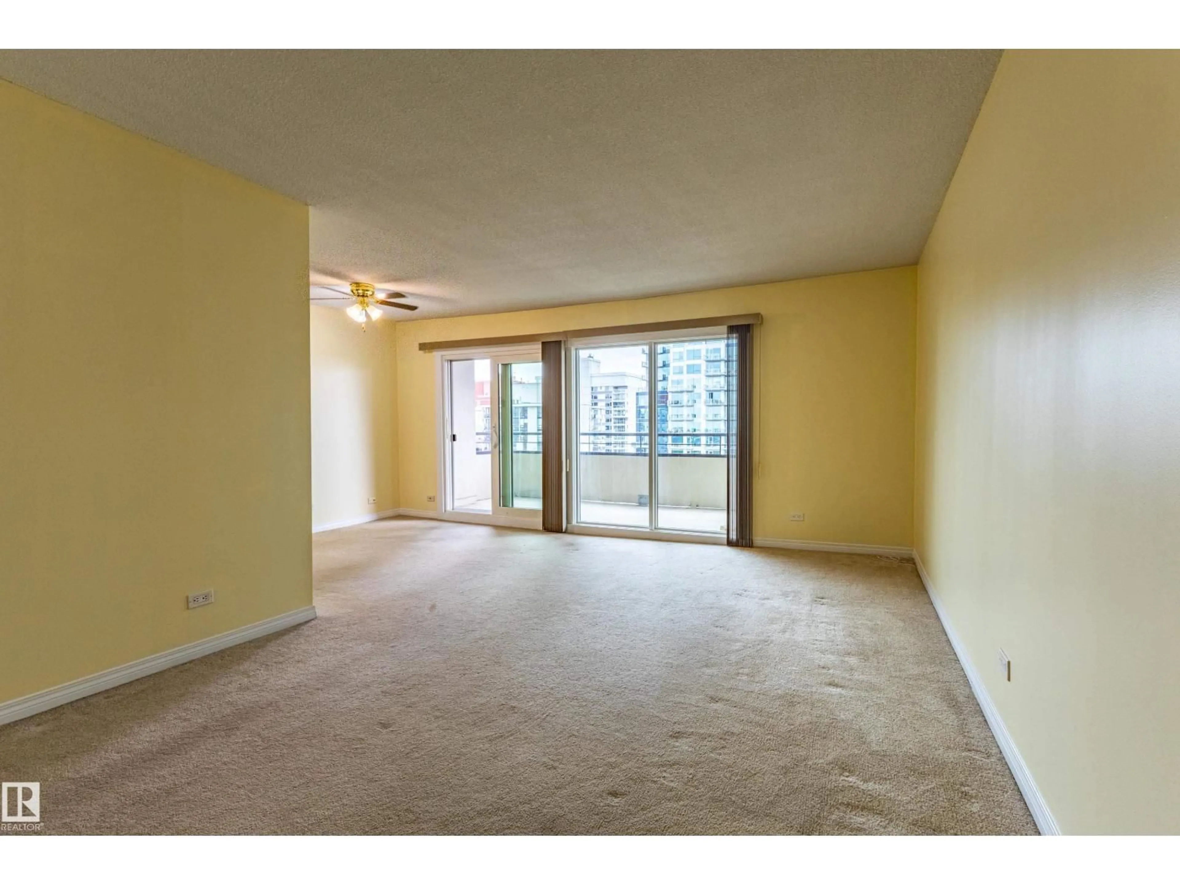 A pic of a room for 1210 10140 120 ST NW, Edmonton Alberta T5K1Z8