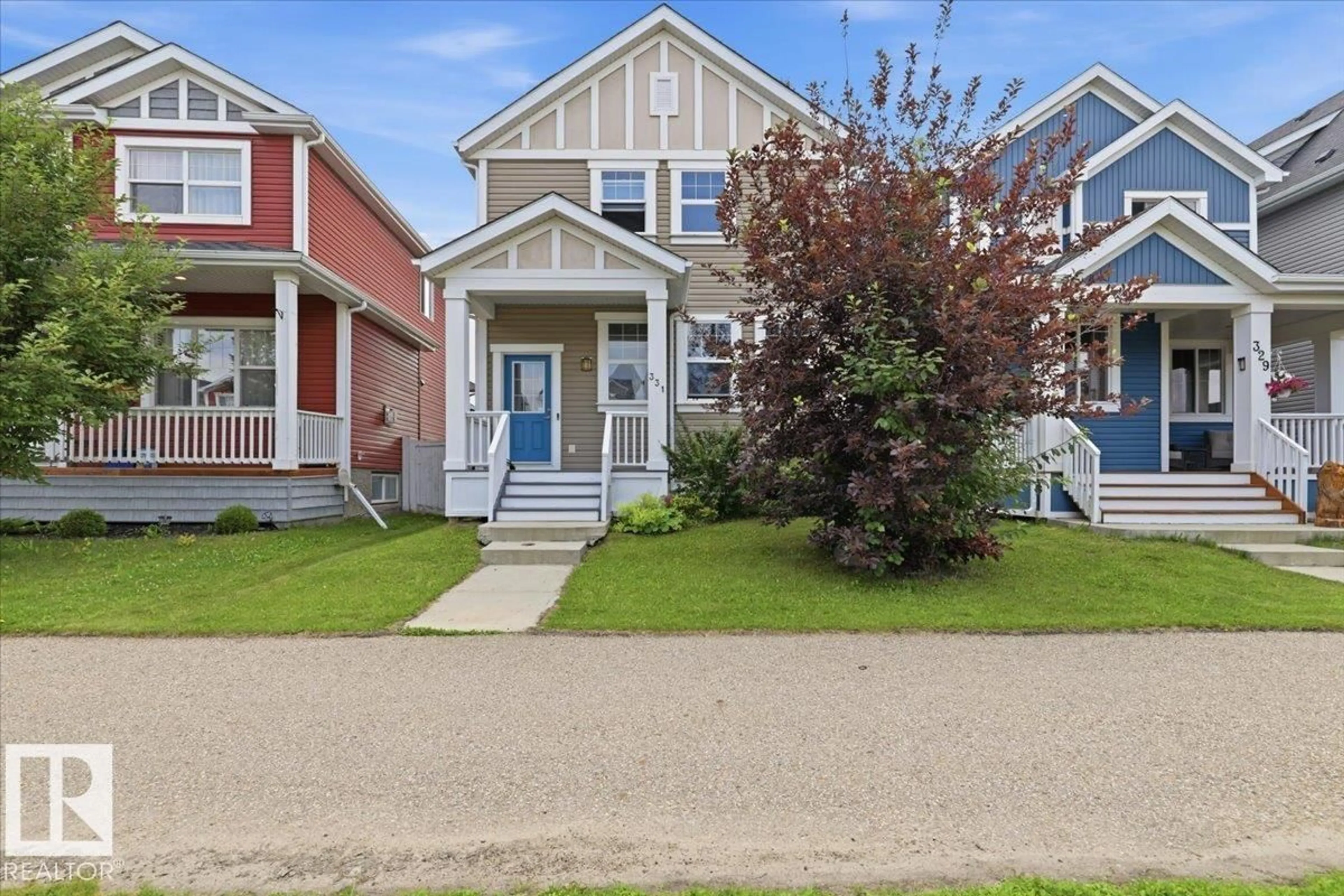 Home with vinyl exterior material, street for 331 SOUTHFORK DR, Leduc Alberta T9E0T8