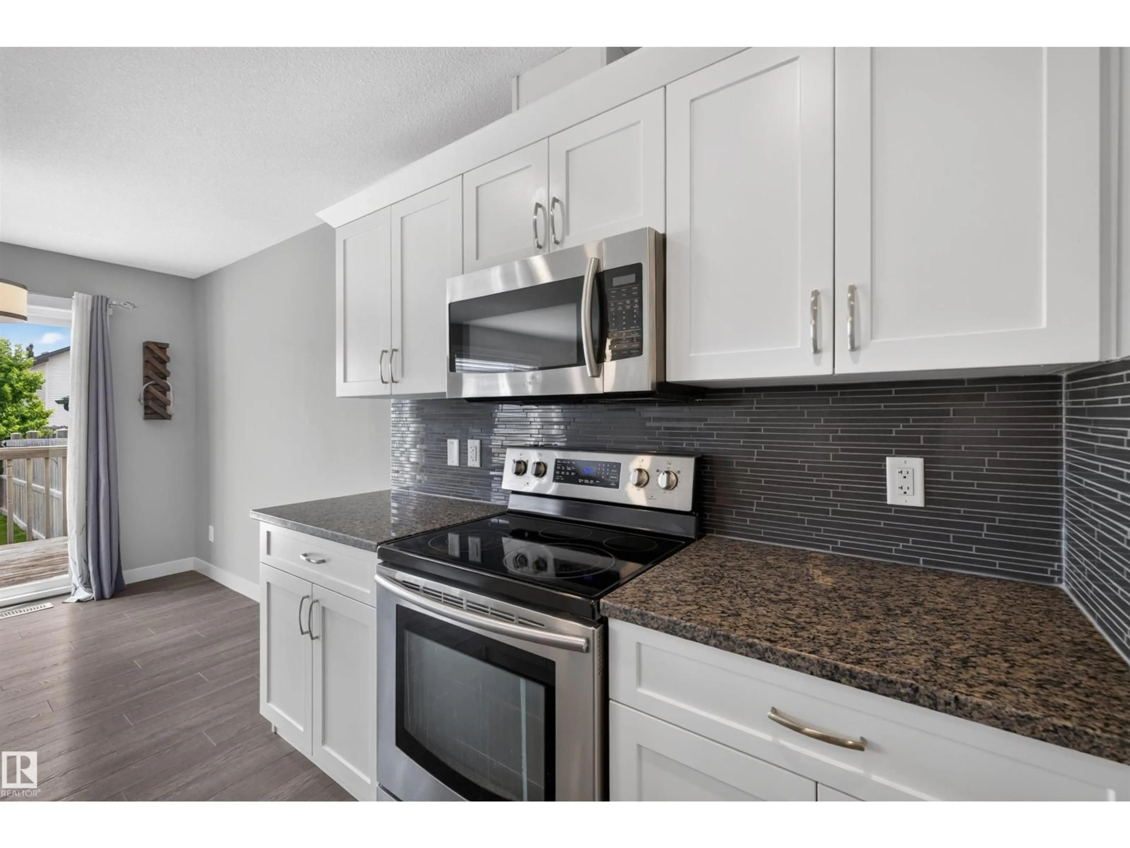 Open concept kitchen, ceramic/tile floor for SW - 1107 162 ST, Edmonton Alberta T6W2L1