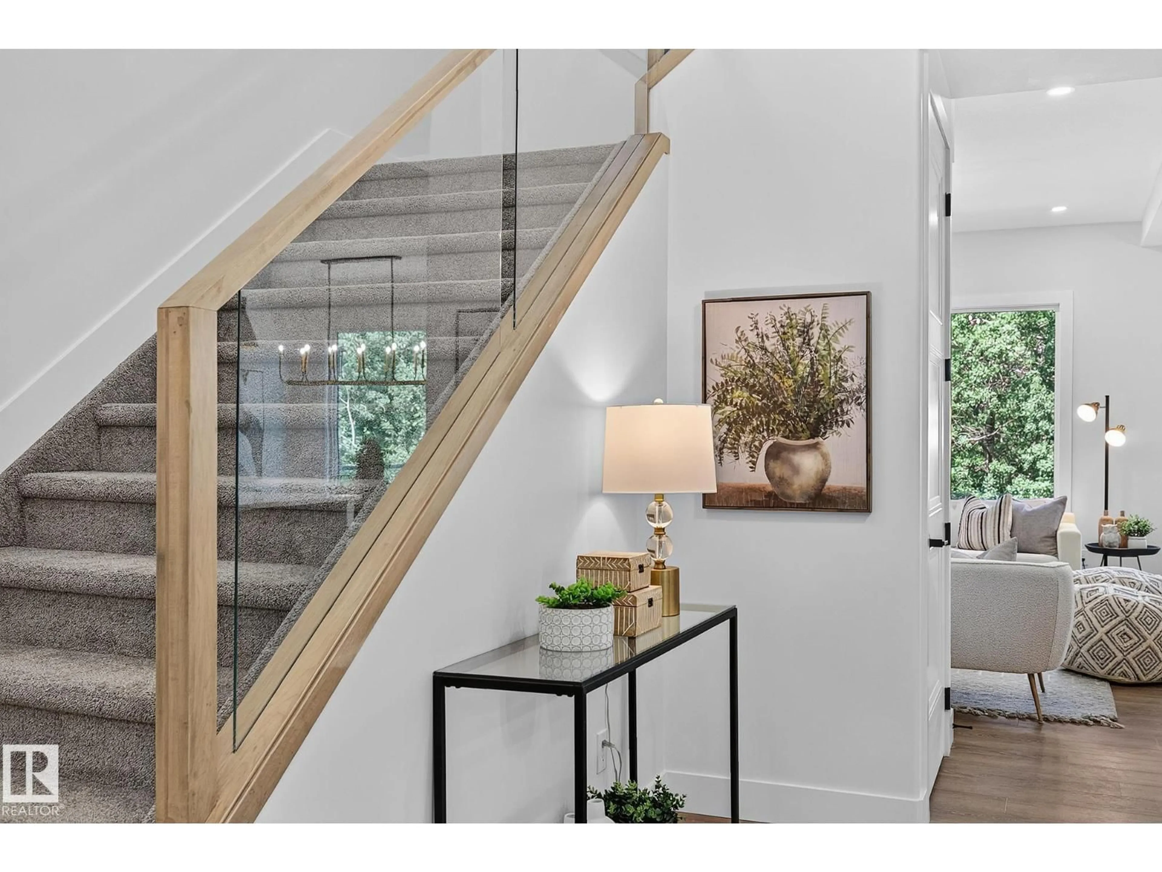 Indoor entryway for 6638 CRAWFORD LANDING LD, Edmonton Alberta T6W4L5
