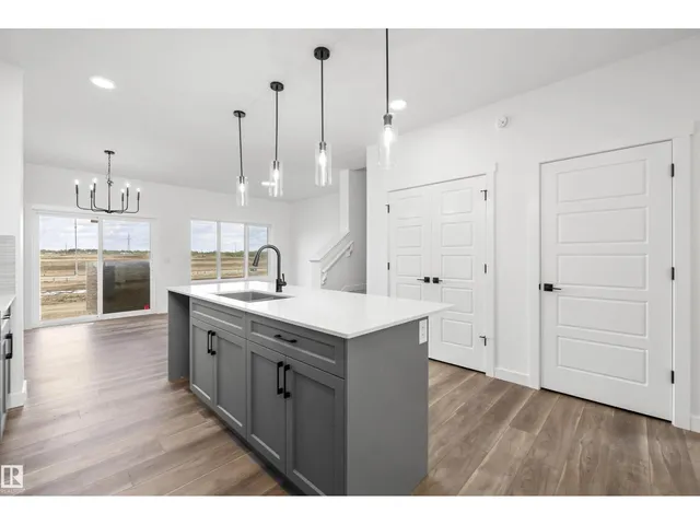 1854 187 ST, Edmonton 5