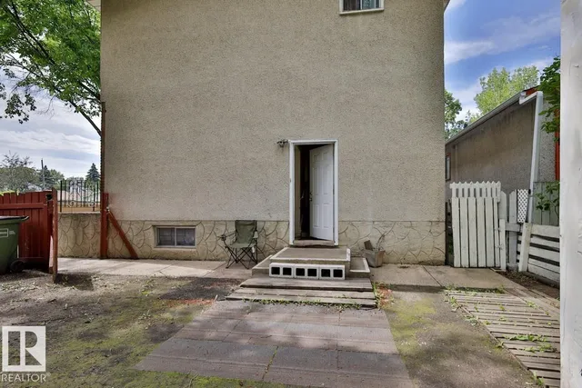 NW NW - 8704 8708 117 AV, Edmonton 5