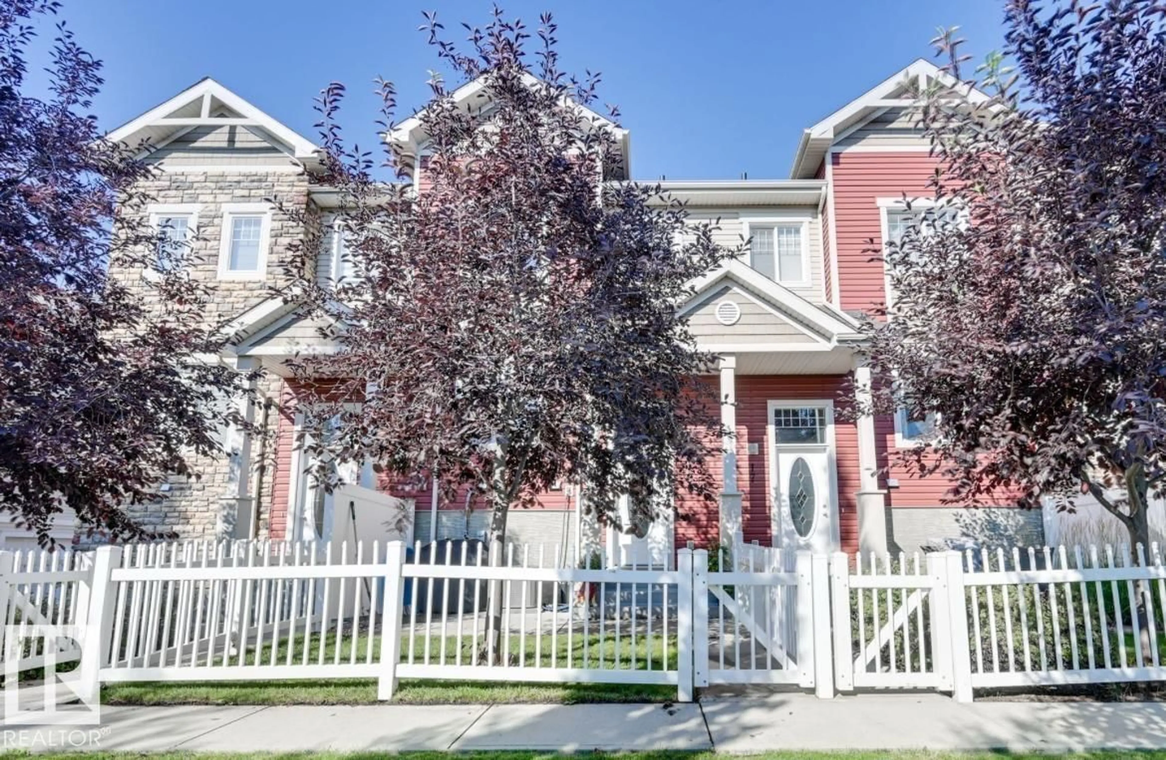Home with vinyl exterior material, street for 460 - 16 HEMINGWAY RD, Edmonton Alberta T6M0M5