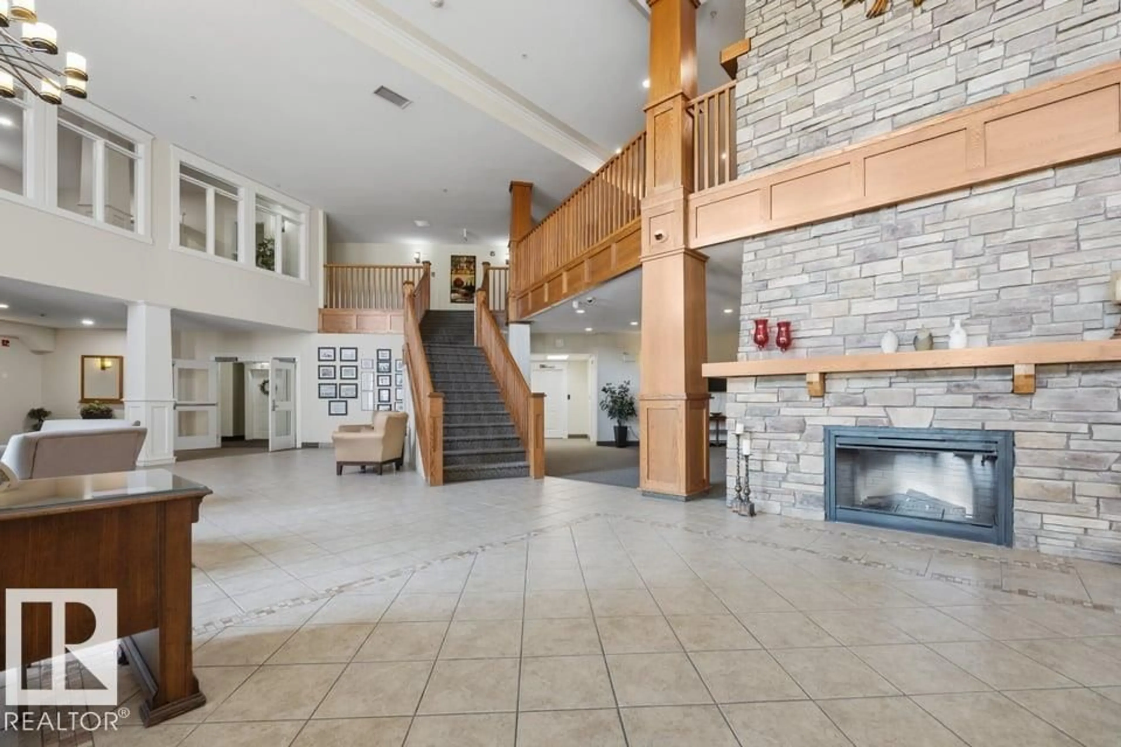 Lobby for #205 - 511 QUEEN ST, Spruce Grove Alberta T7X0G4