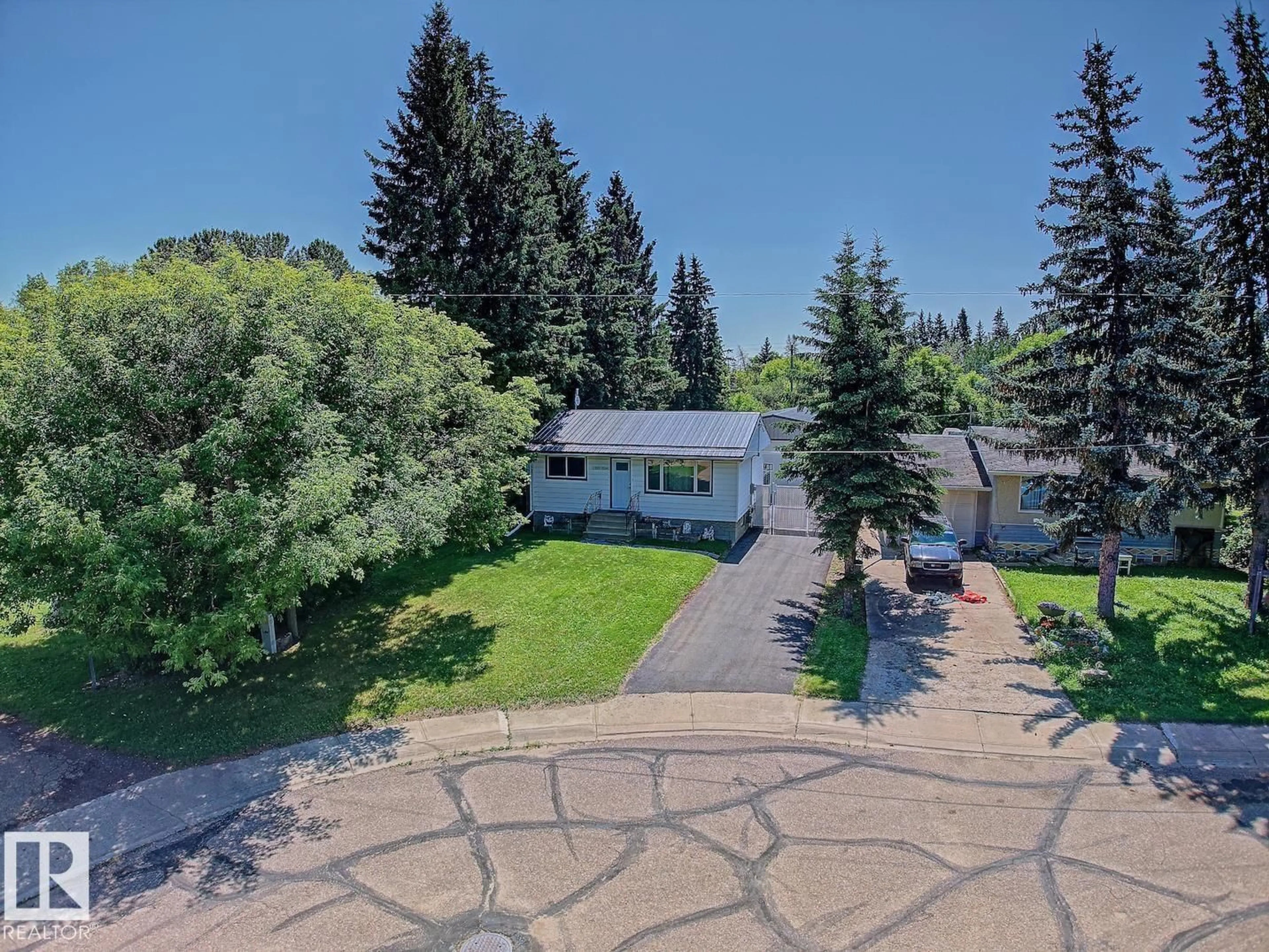 A pic from outside/outdoor area/front of a property/back of a property/a pic from drone, mountain view for 5103 43 AV, Smoky Lake Town Alberta T0A3C0