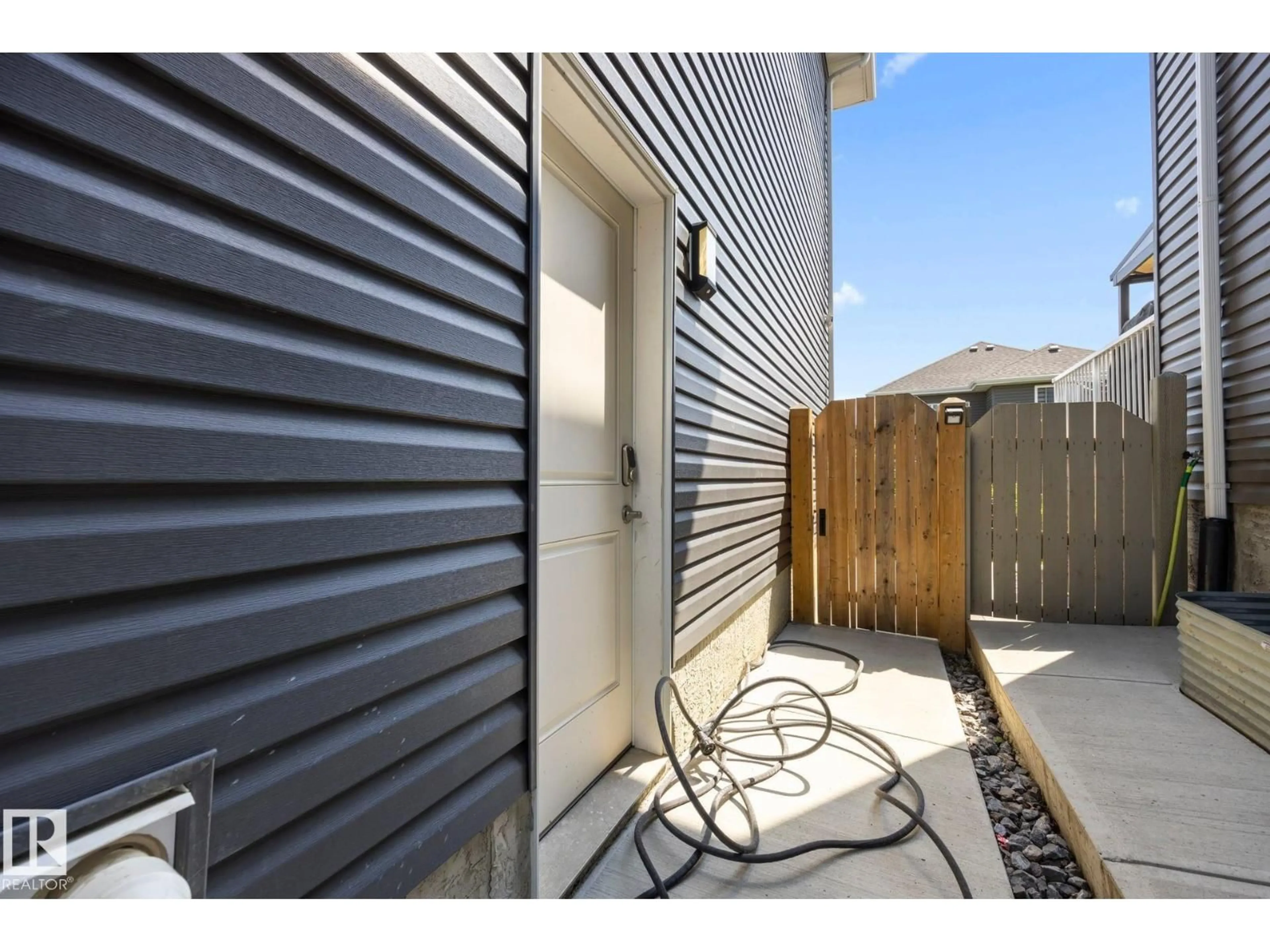 Patio, street for 3870 ROBINS CR, Edmonton Alberta T5S0M8