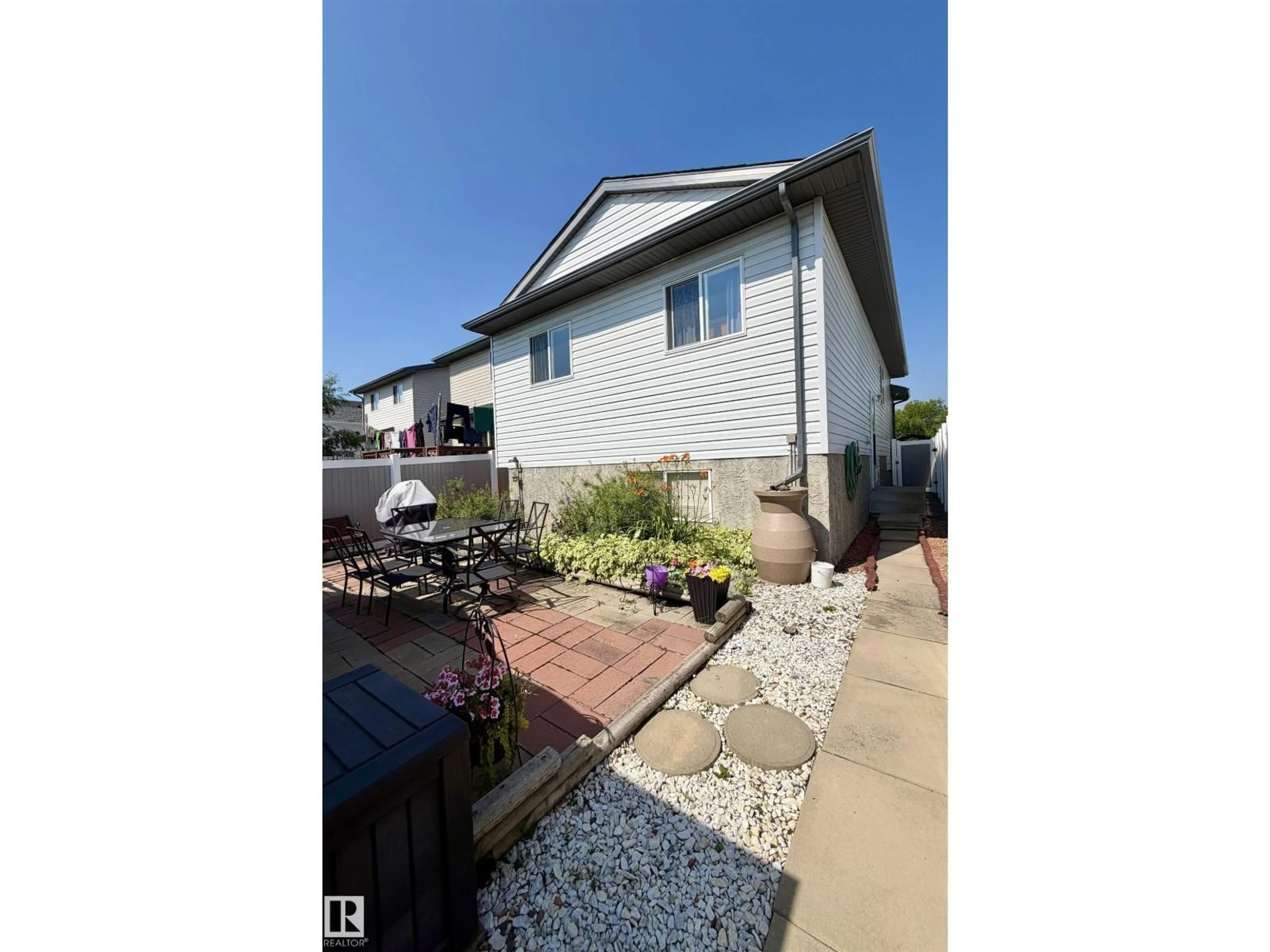 Unknown for 14839 47 ST, Edmonton Alberta T5Y2X3