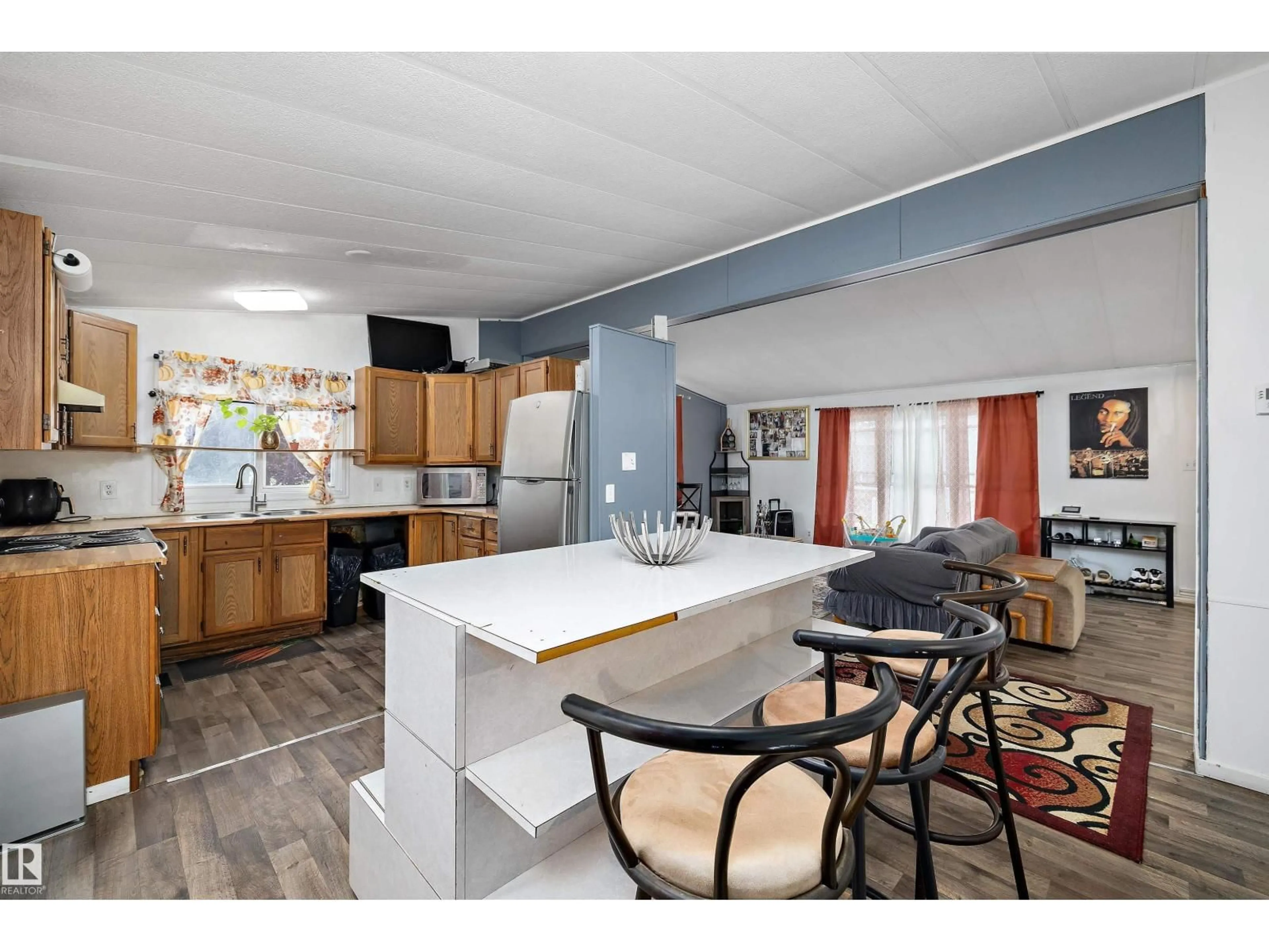 Open concept kitchen, ceramic/tile floor for 46 MAPLE TC, Edmonton Alberta T6P1H6