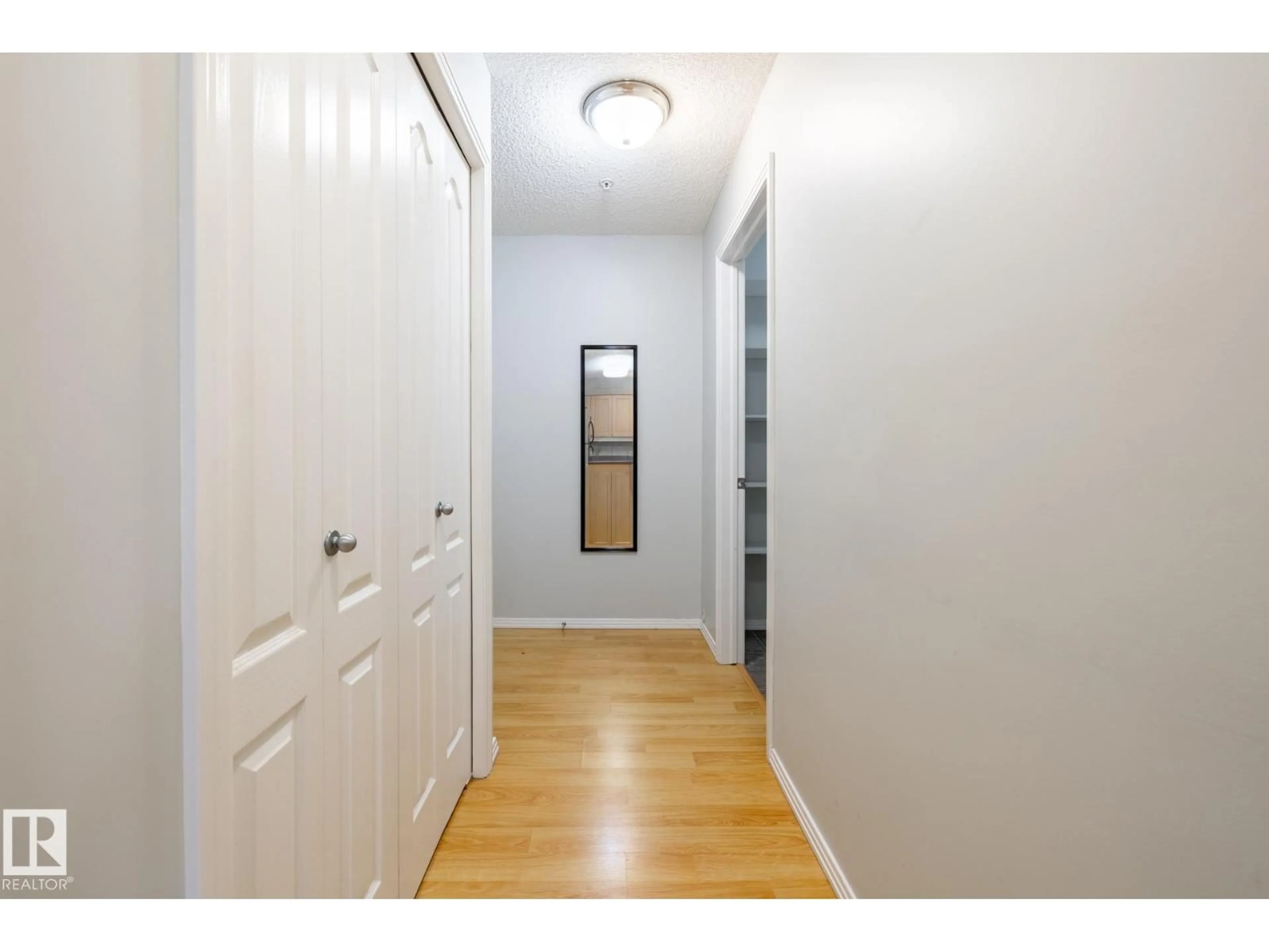 Indoor entryway for #103 - 12838 65 ST, Edmonton Alberta T5A5H3