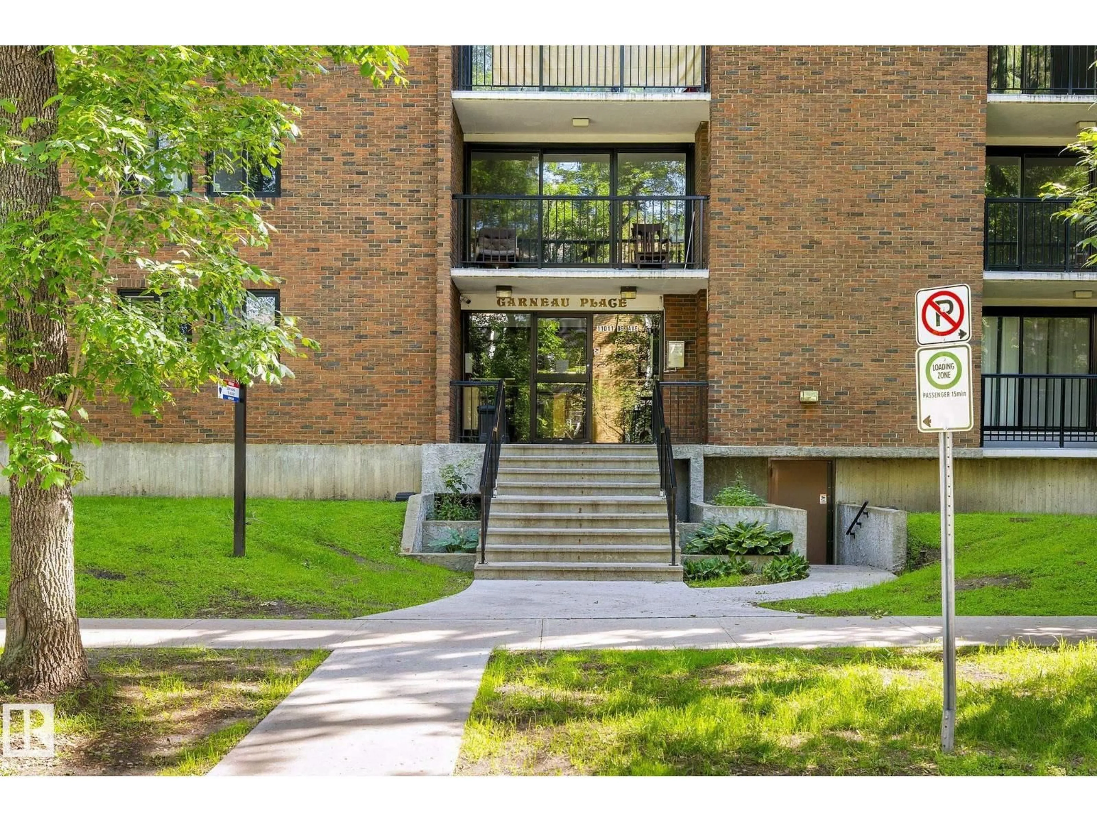Unknown for 105 - 11011 86 AV, Edmonton Alberta T6G0X1