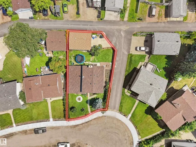 NW - 15603 122 ST, Edmonton 5