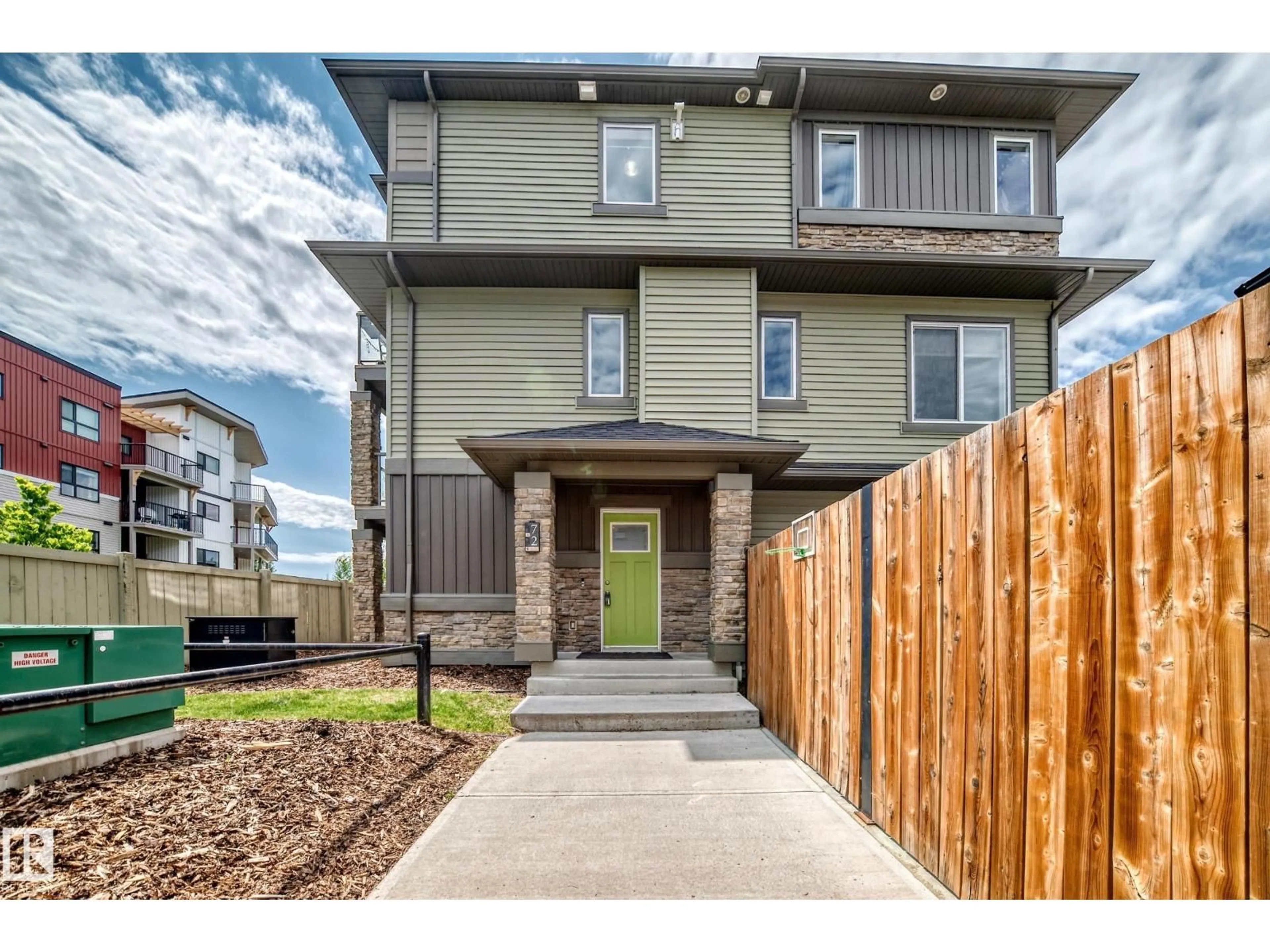 Unknown for 72 - 1530 TAMARACK BV, Edmonton Alberta T6T2E6