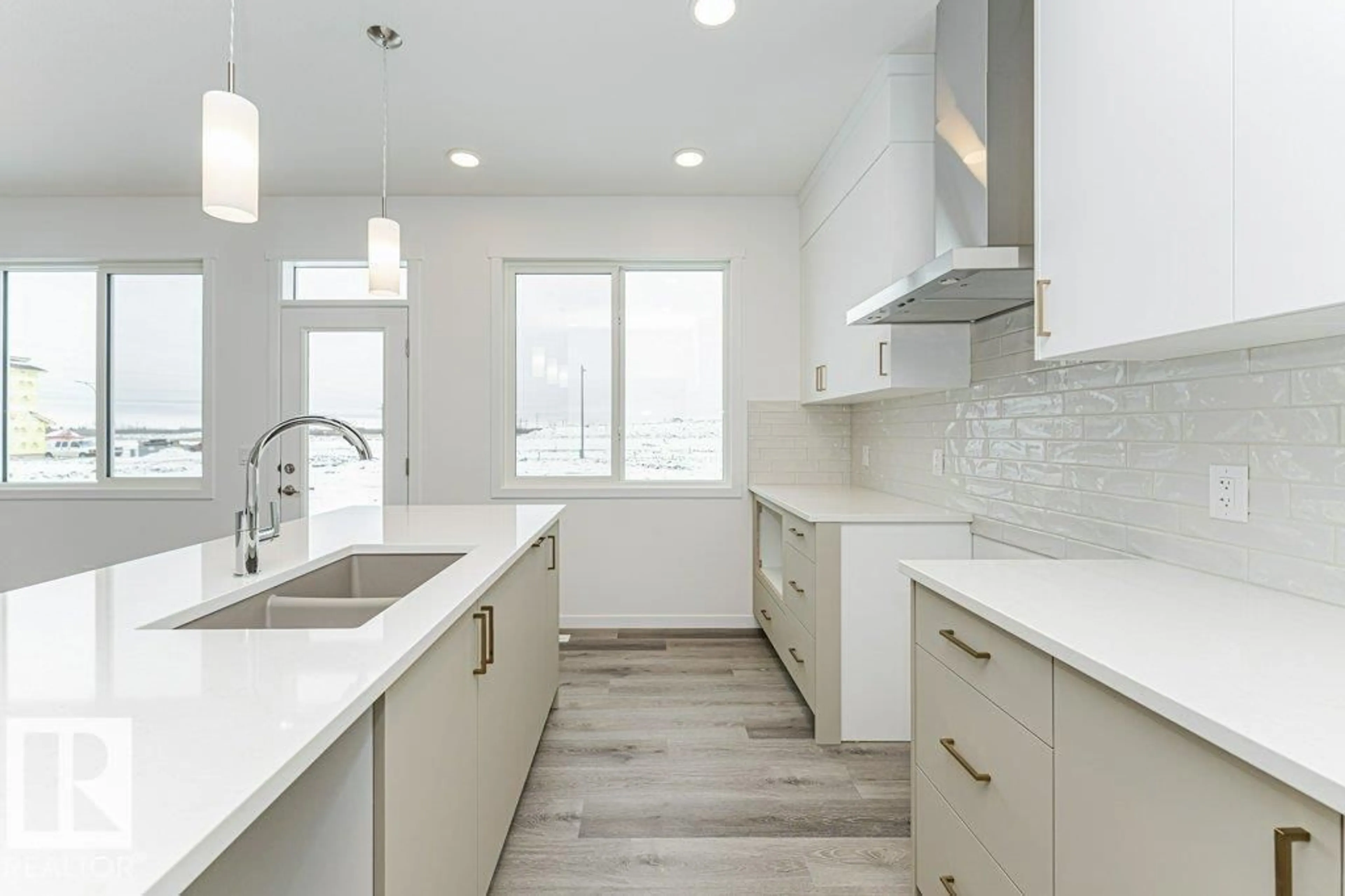 Contemporary kitchen, ceramic/tile floor for 6276 180 AV, Edmonton Alberta T5Y4L8