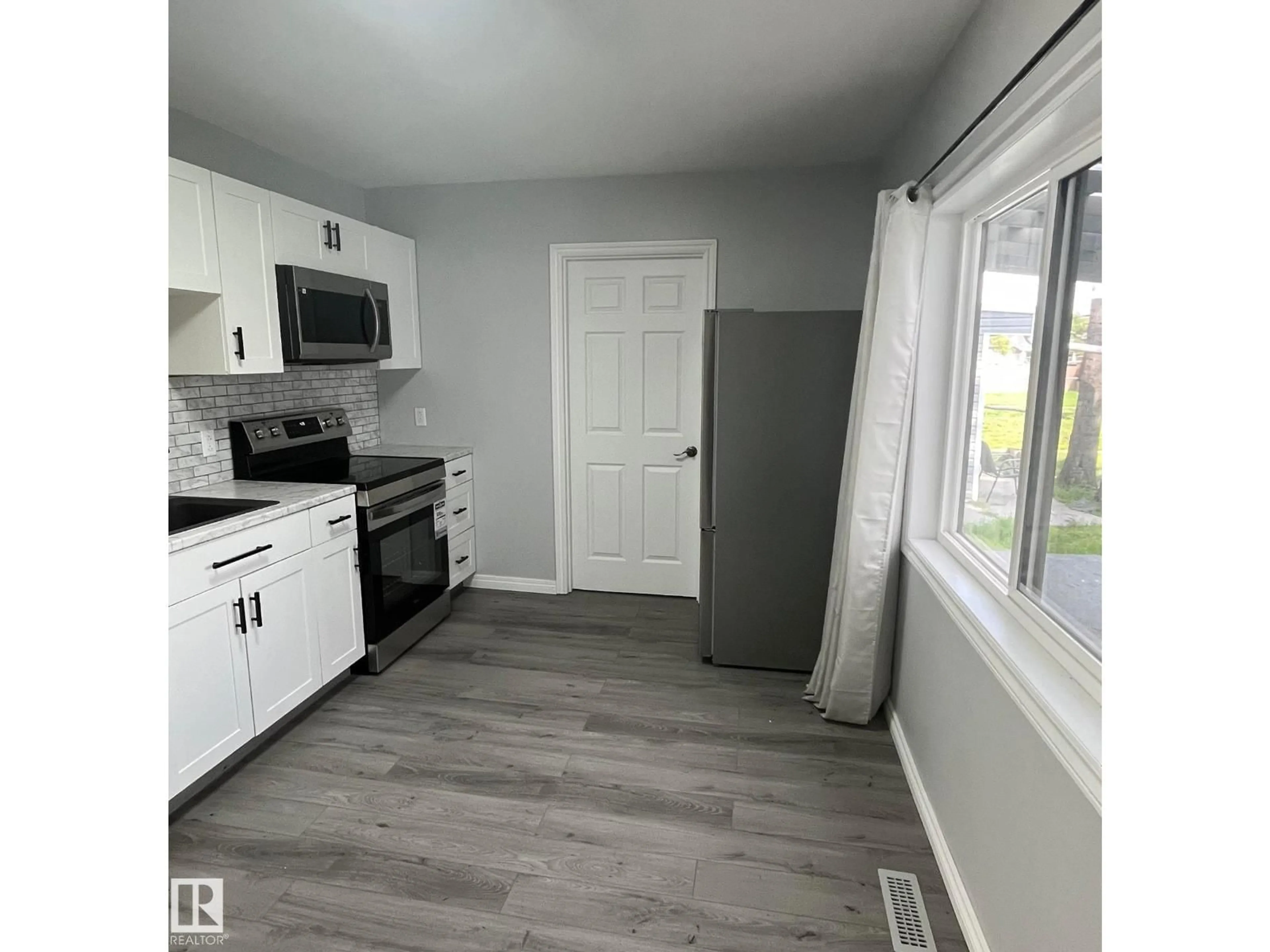 Unknown for 5212 51 AVE, Bonnyville Town Alberta T9N2A8