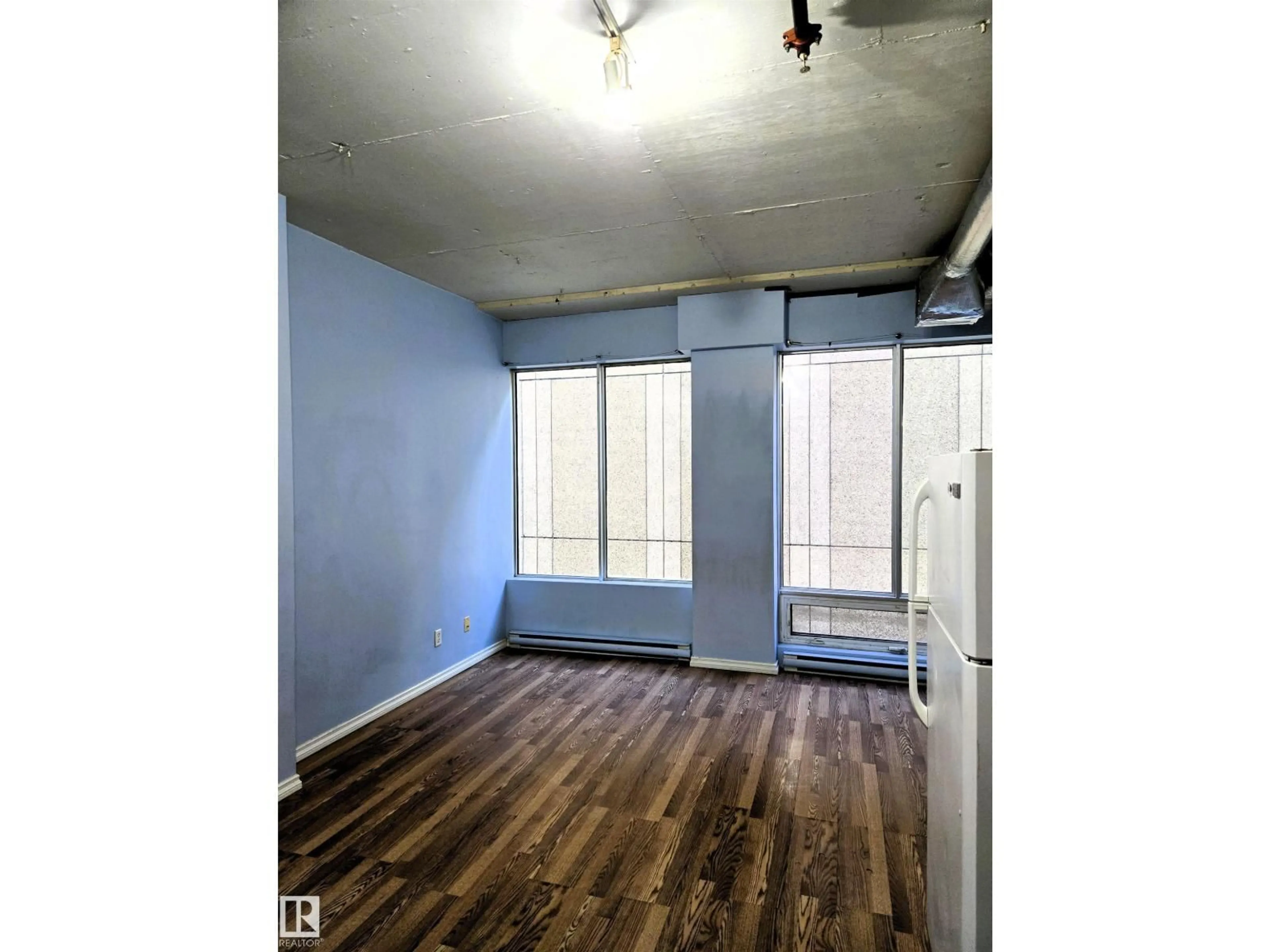 A pic of a room for 10024 NW - 607 JASPER AV, Edmonton Alberta T5J1R9
