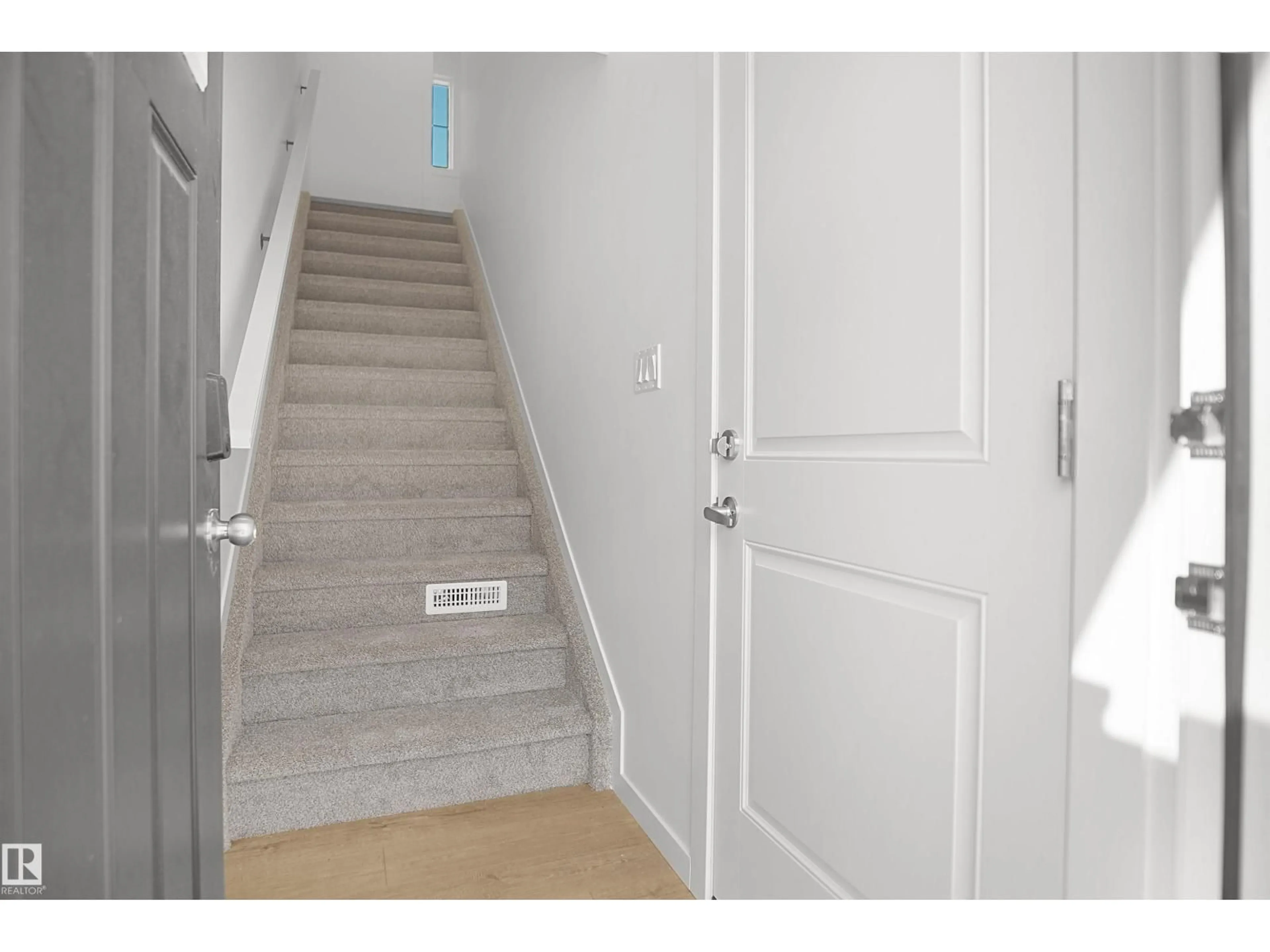 Unknown for 62 17319 5 ST NE, Edmonton Alberta T5Y4G1