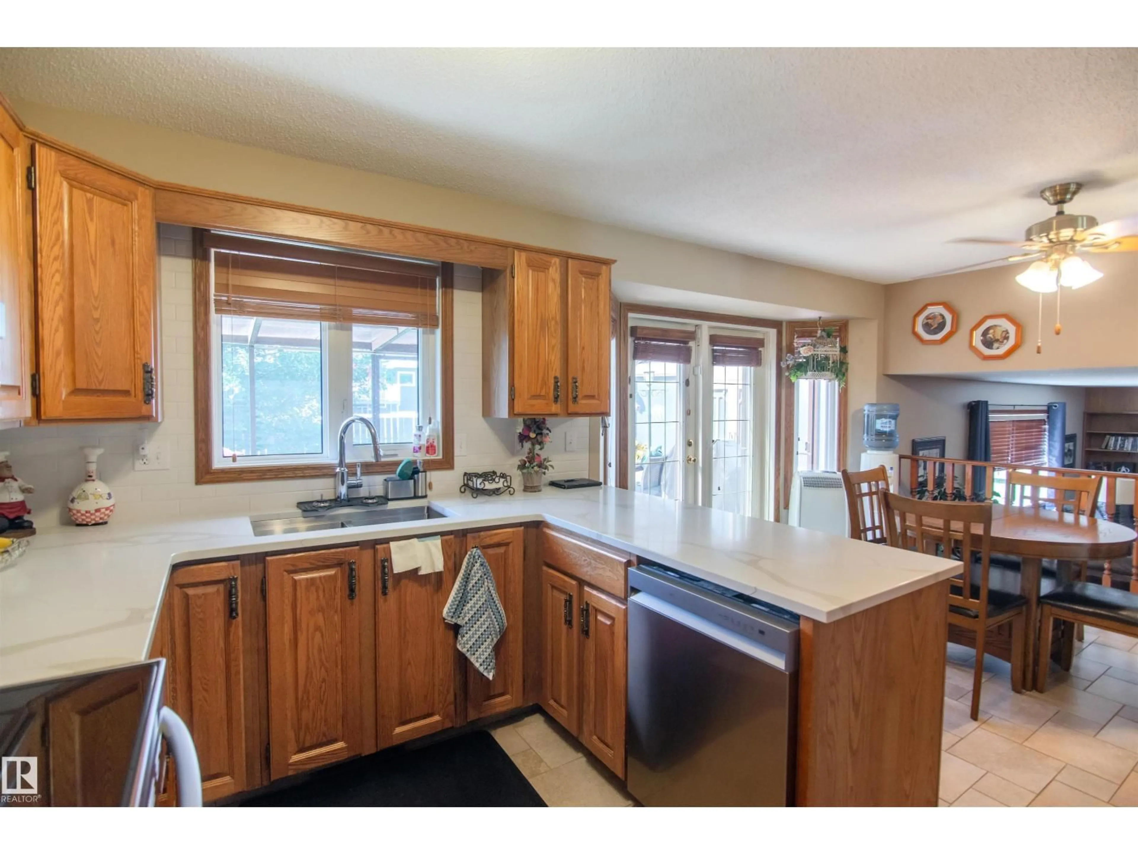 Open concept kitchen, unknown for 4308 41 ST, Bonnyville Town Alberta T9N1V9