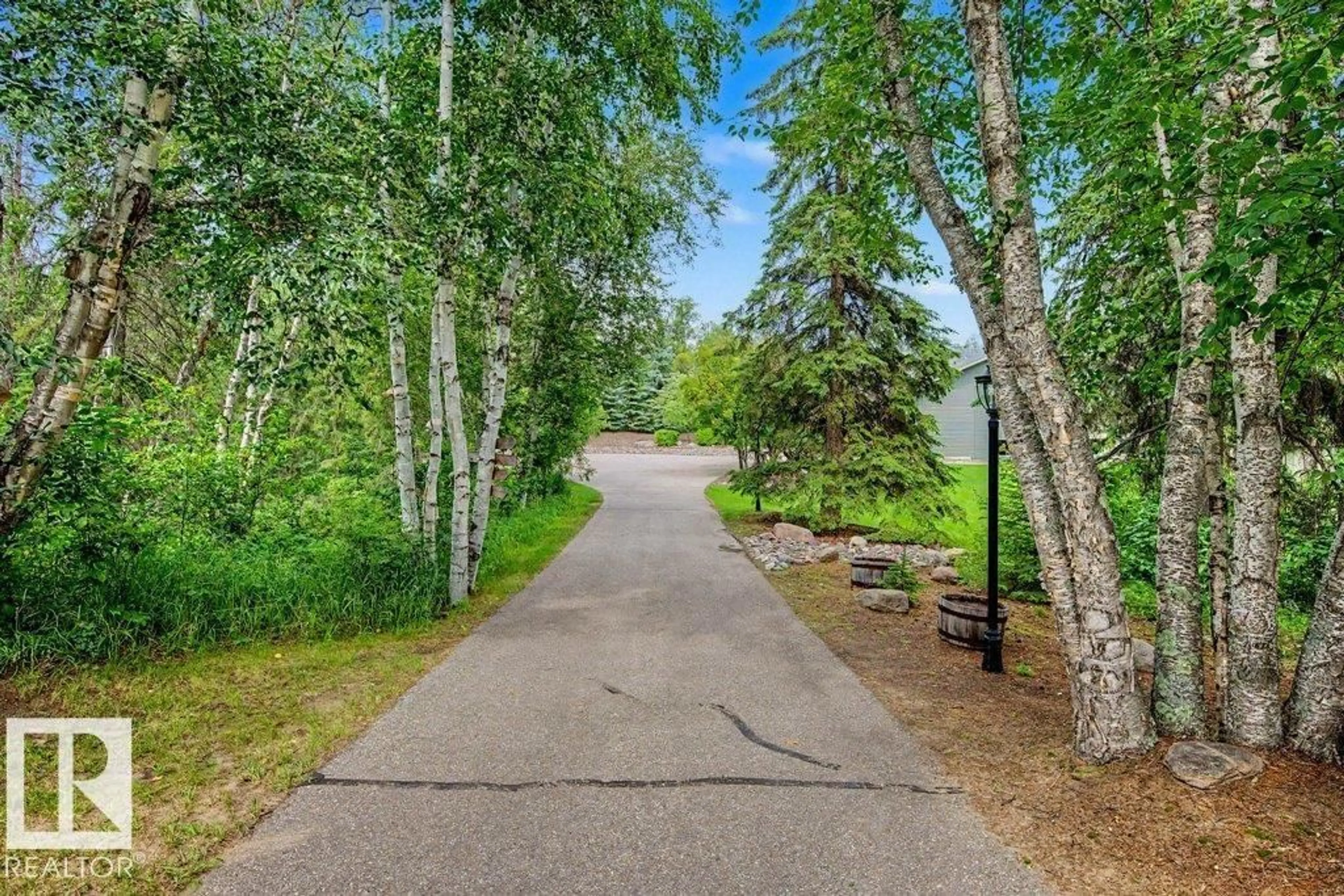 Patio, forest/trees view for #2 - 51124 RGE ROAD 264, Rural Parkland County Alberta T7Y1E8