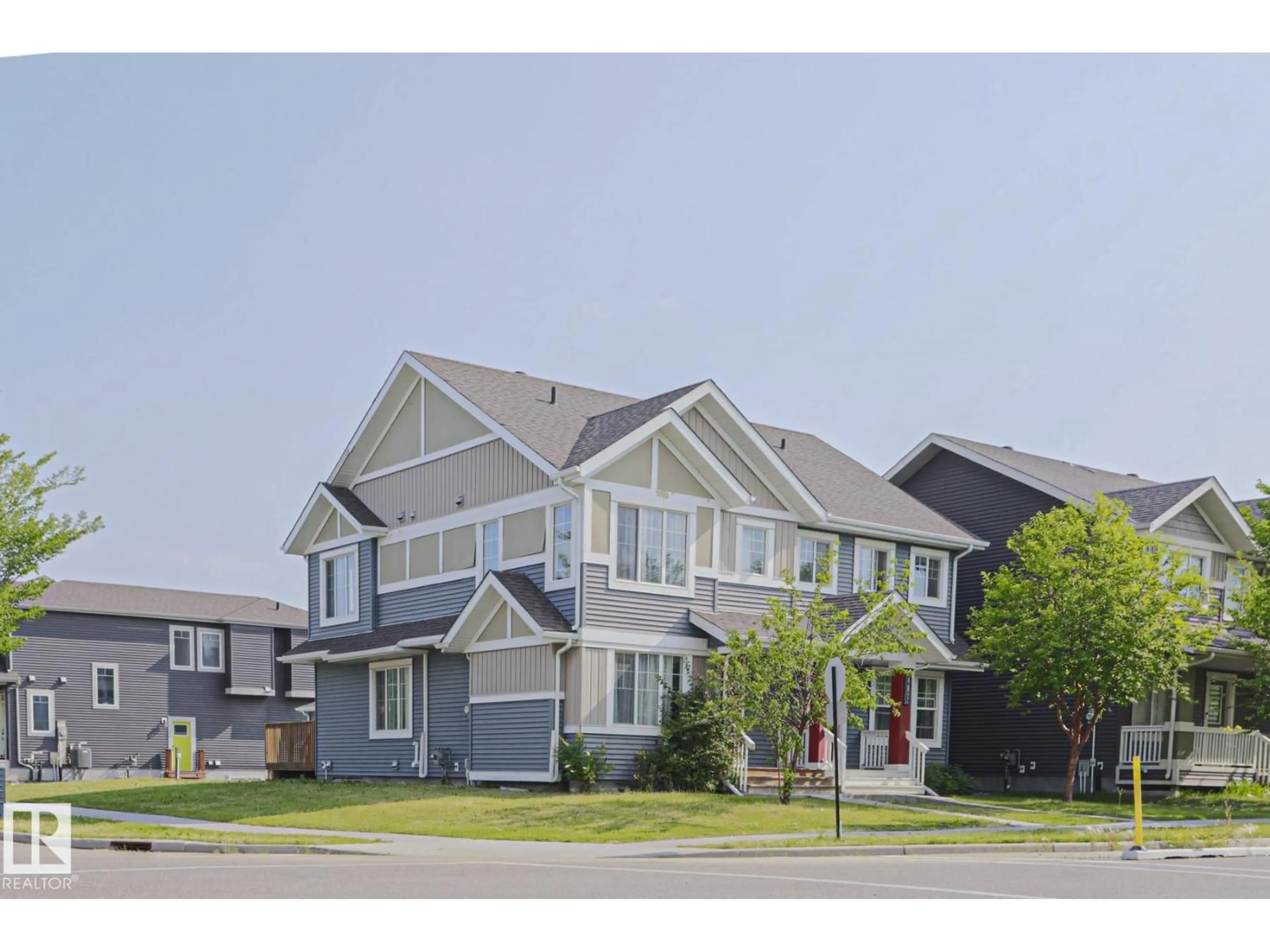 Home with vinyl exterior material, street for 489 ORCHARDS BV, Edmonton Alberta T6X2B7