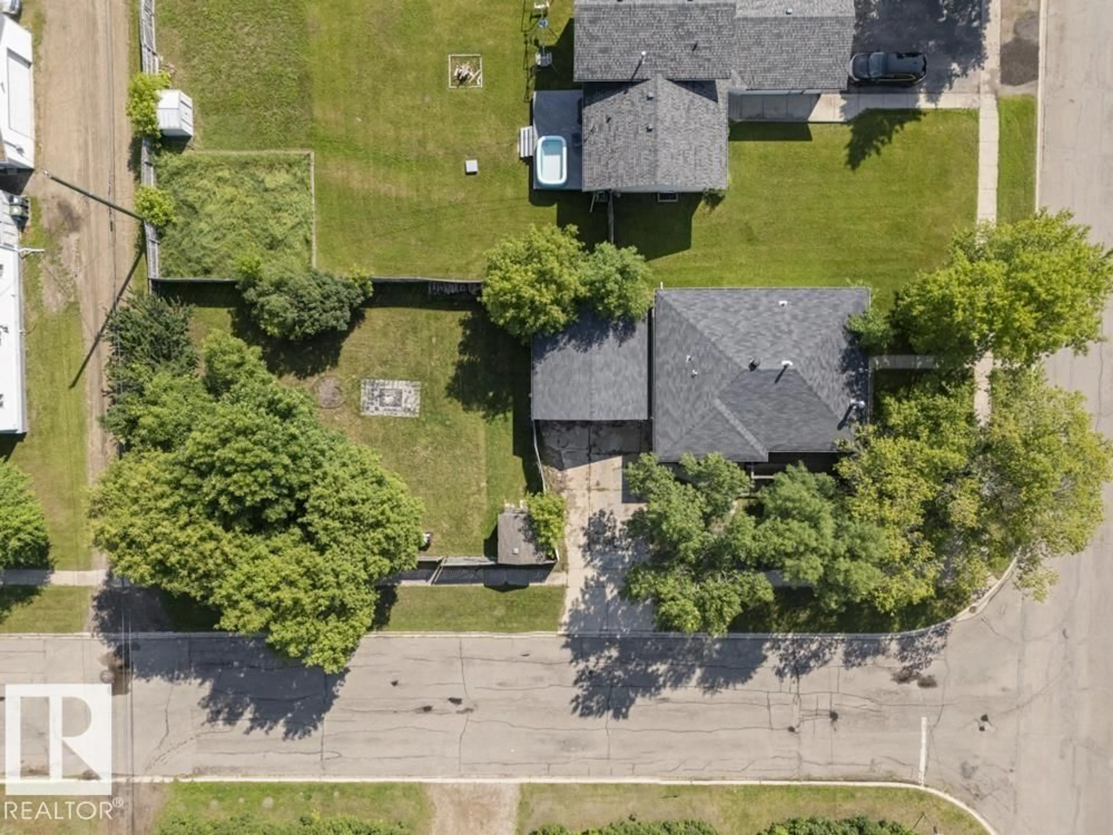 A pic from outside/outdoor area/front of a property/back of a property/a pic from drone, street for 5201 58 ST, Cold Lake Alberta T9M1S3