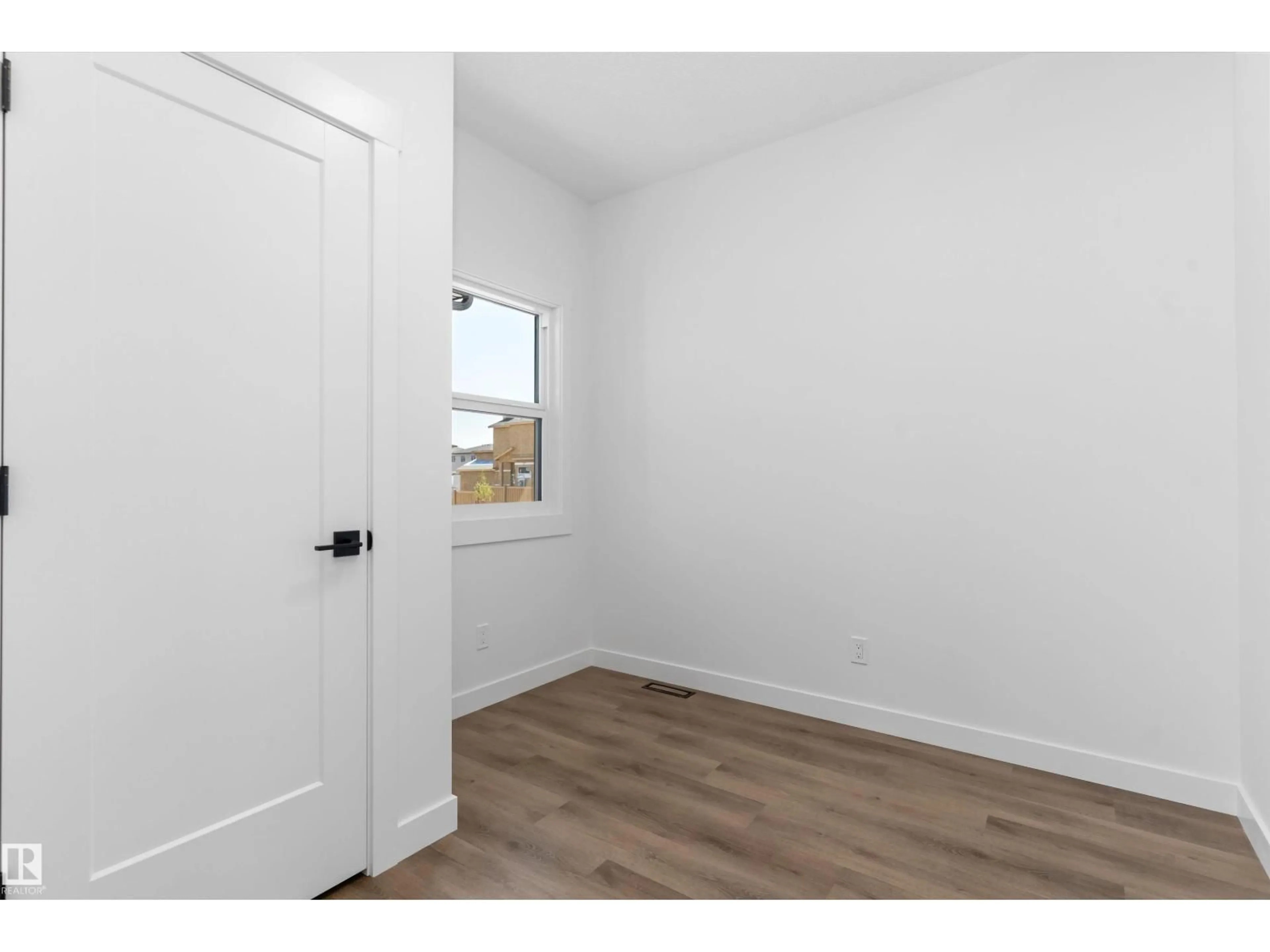 A pic of a room for 2224 5 AV, Edmonton Alberta T6X3L8