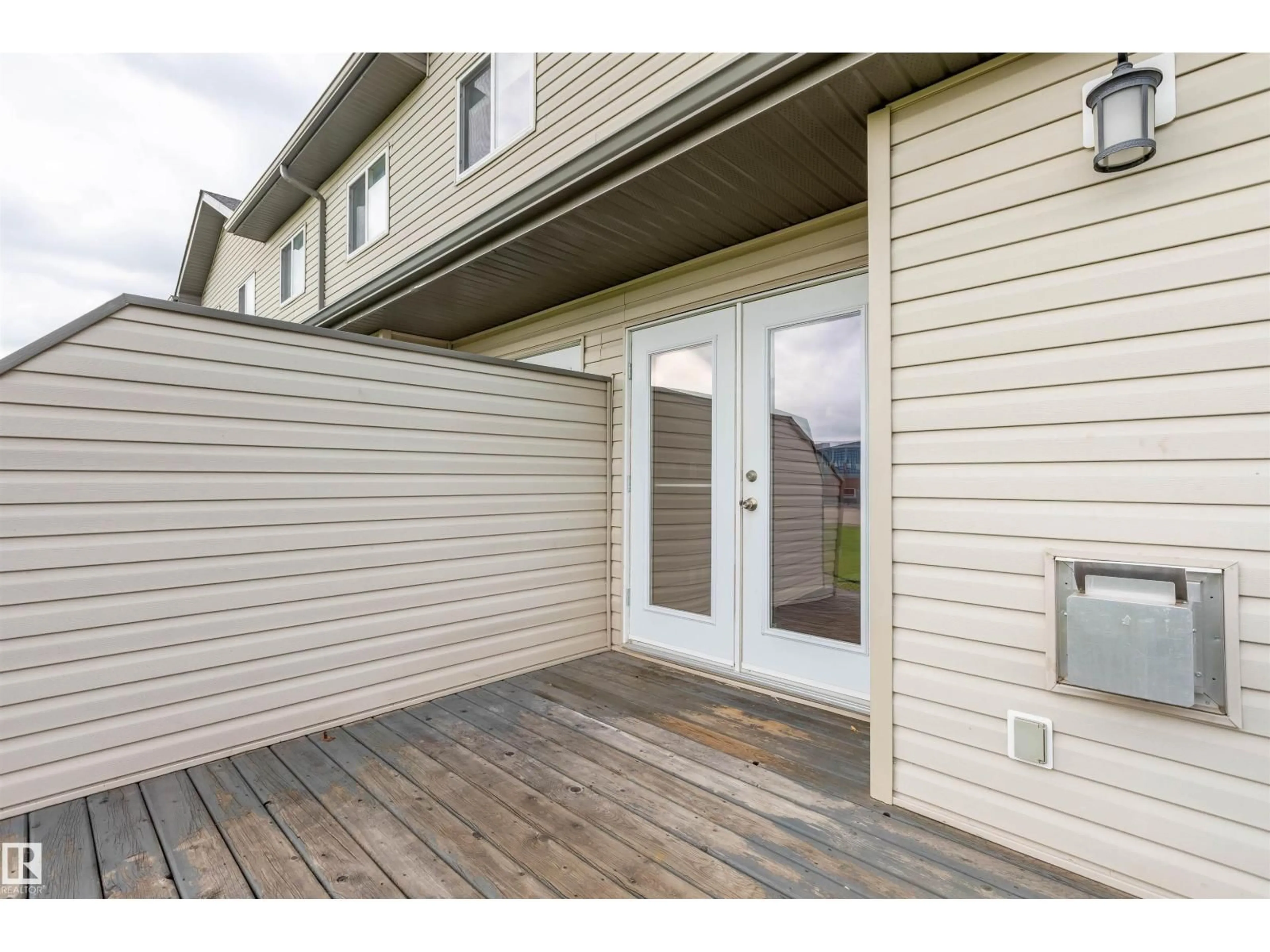 Patio, street for 23 - 9511 102, Morinville Alberta T8R0C6