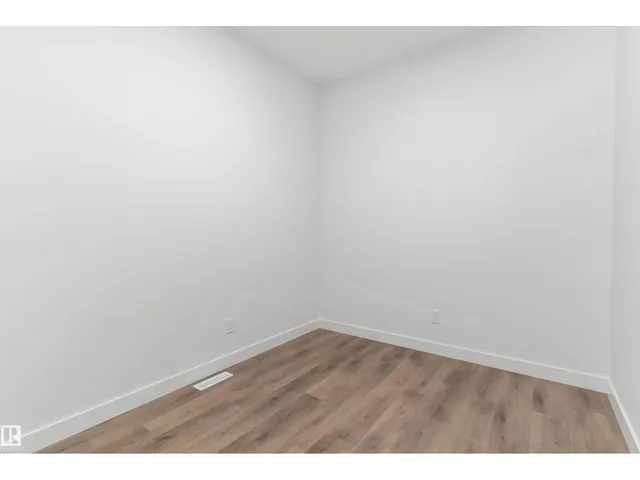 19356 29 AV, Edmonton 5