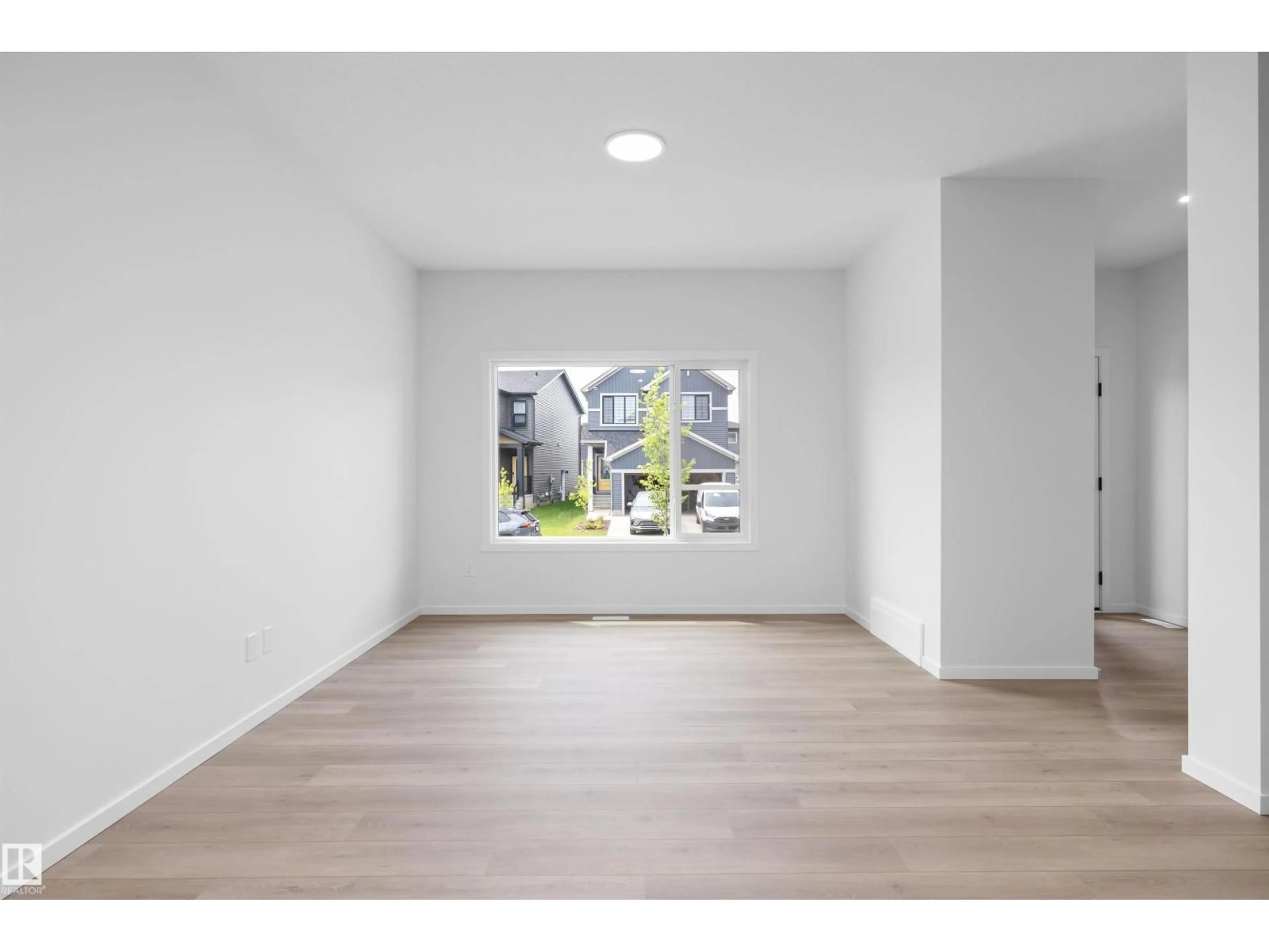 A pic of a room for 9105 ELVES LO, Edmonton Alberta T6M1J8