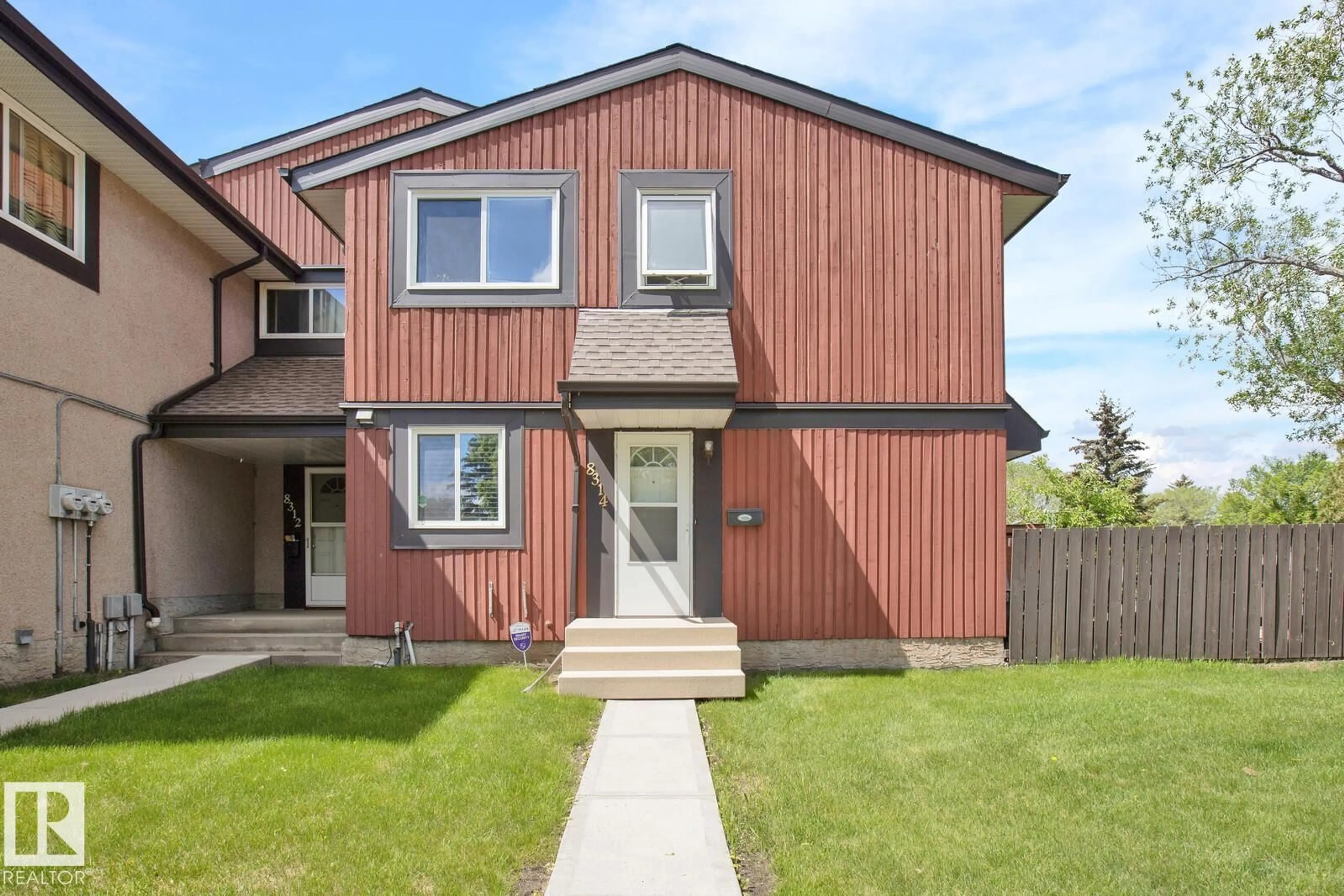 Home with vinyl exterior material, street for NW - 8314 182 ST, Edmonton Alberta T5T1T9