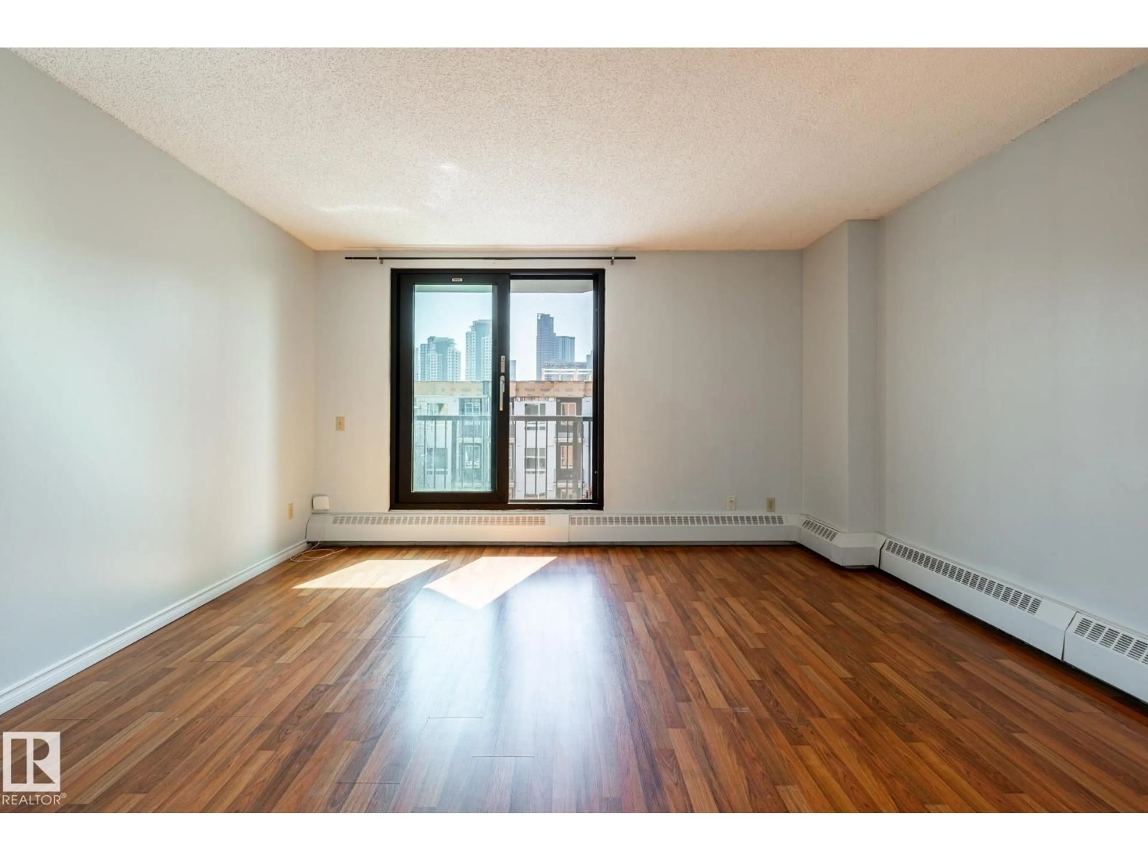 A pic of a room for 703 - 10175 109 ST NW, Edmonton Alberta T5J3P2