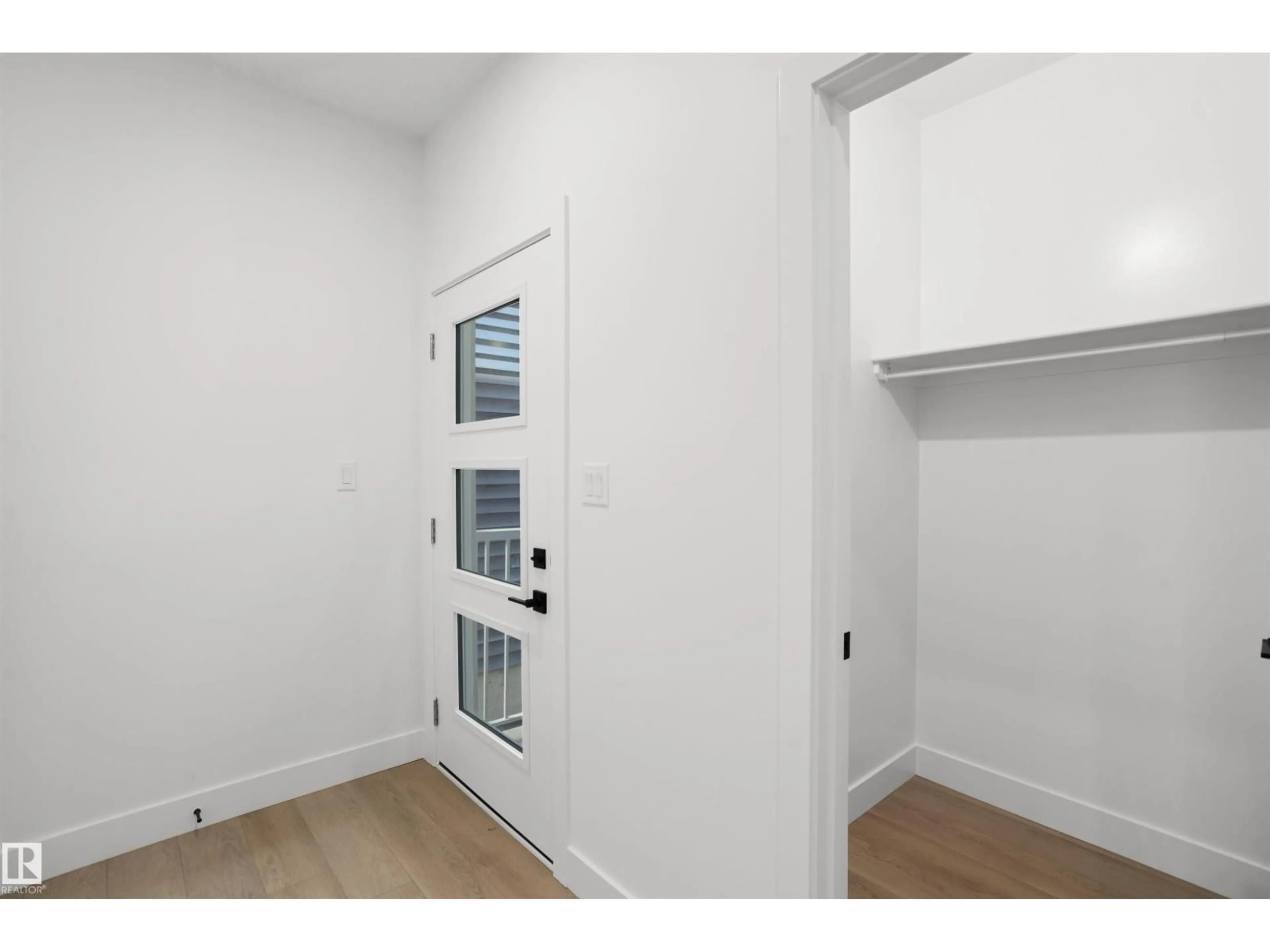 Unknown for NE - 815 158 AV, Edmonton Alberta T5Y4M9