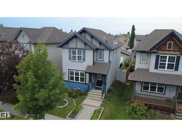 1528 35 AV, Edmonton 2