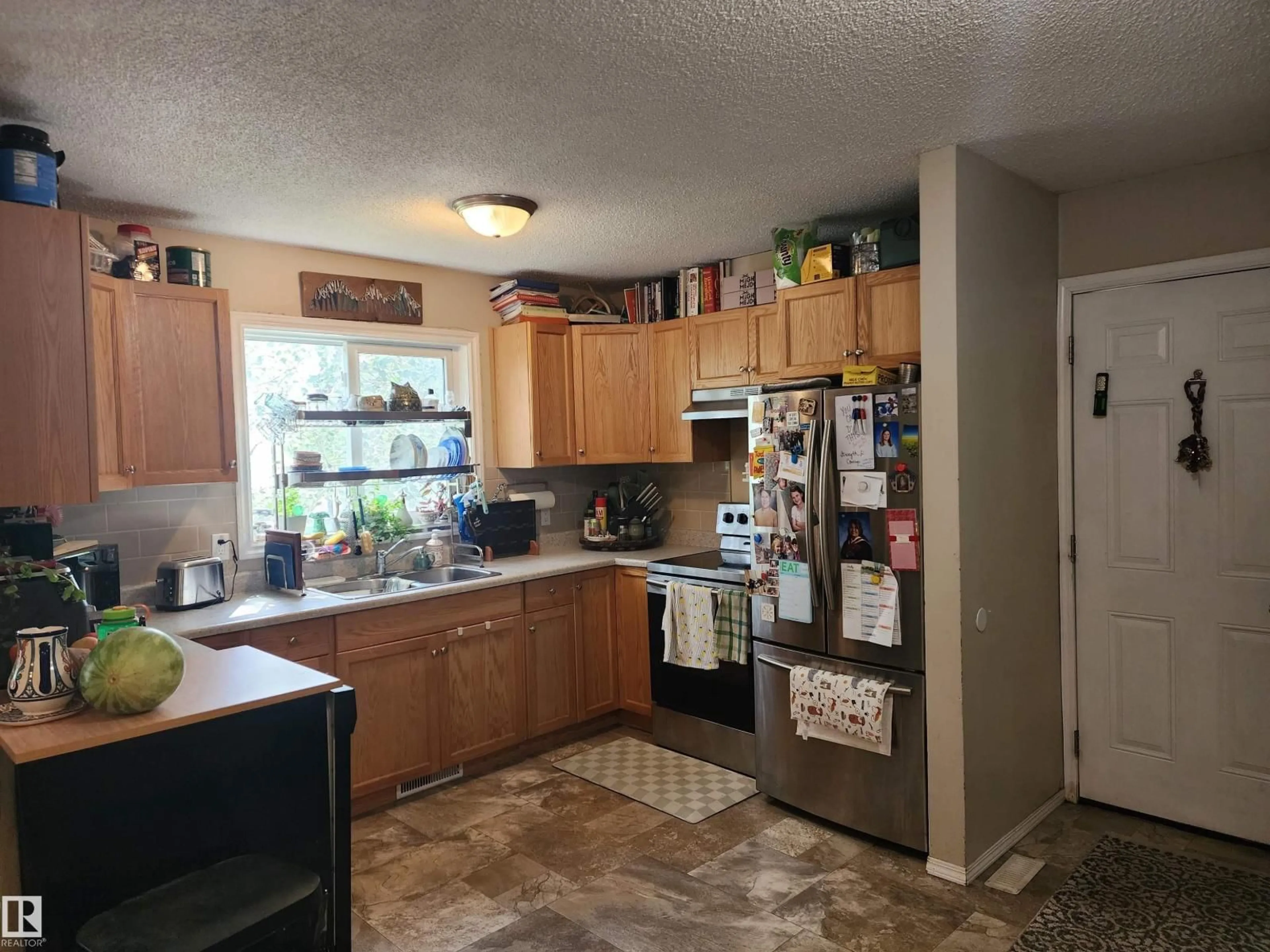 Standard kitchen, ceramic/tile floor for 4806 52 AV, Elk Point Alberta T0A1A0