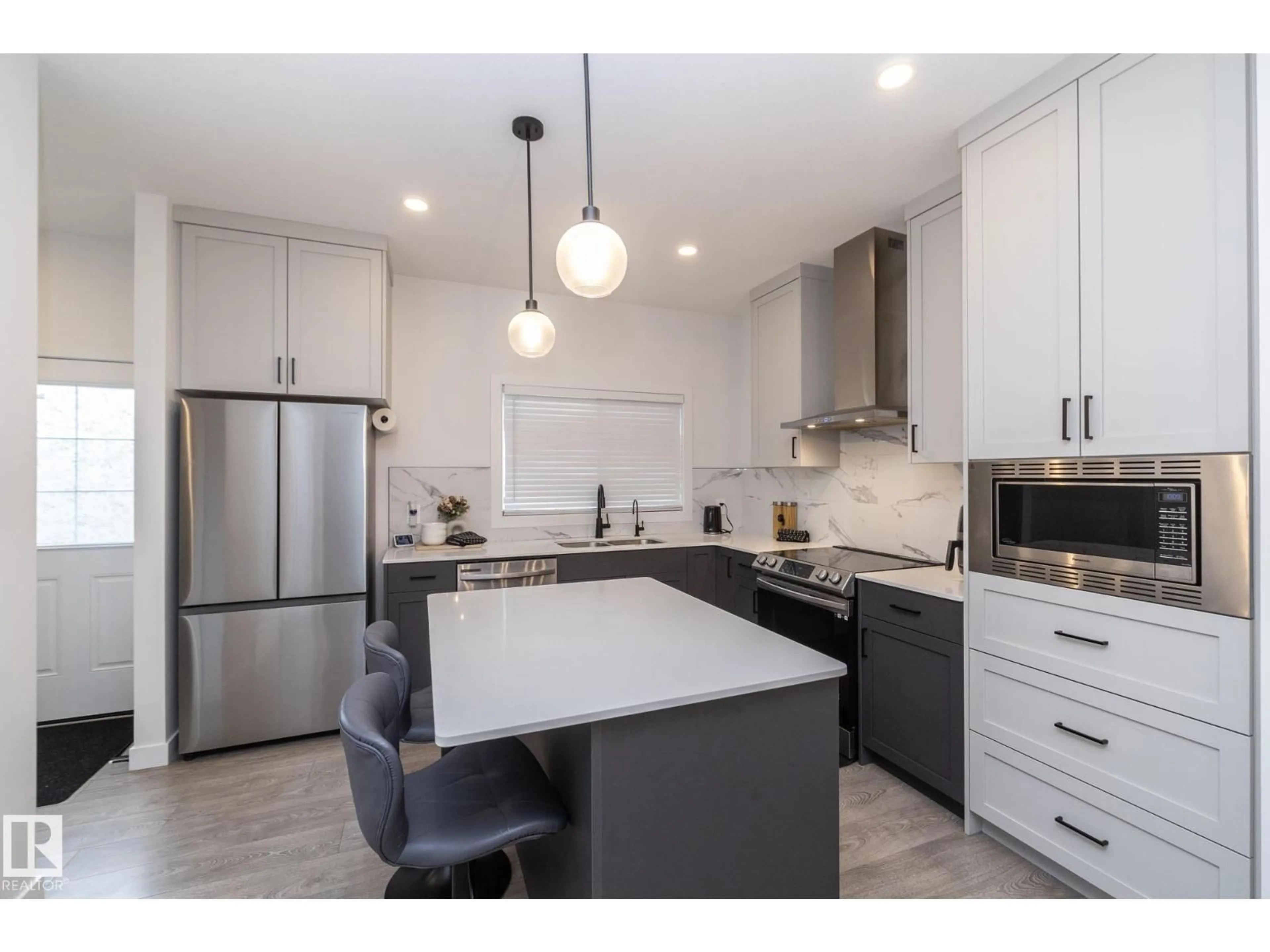 Open concept kitchen, ceramic/tile floor for NW - 3640 214 ST, Edmonton Alberta T6M1S3