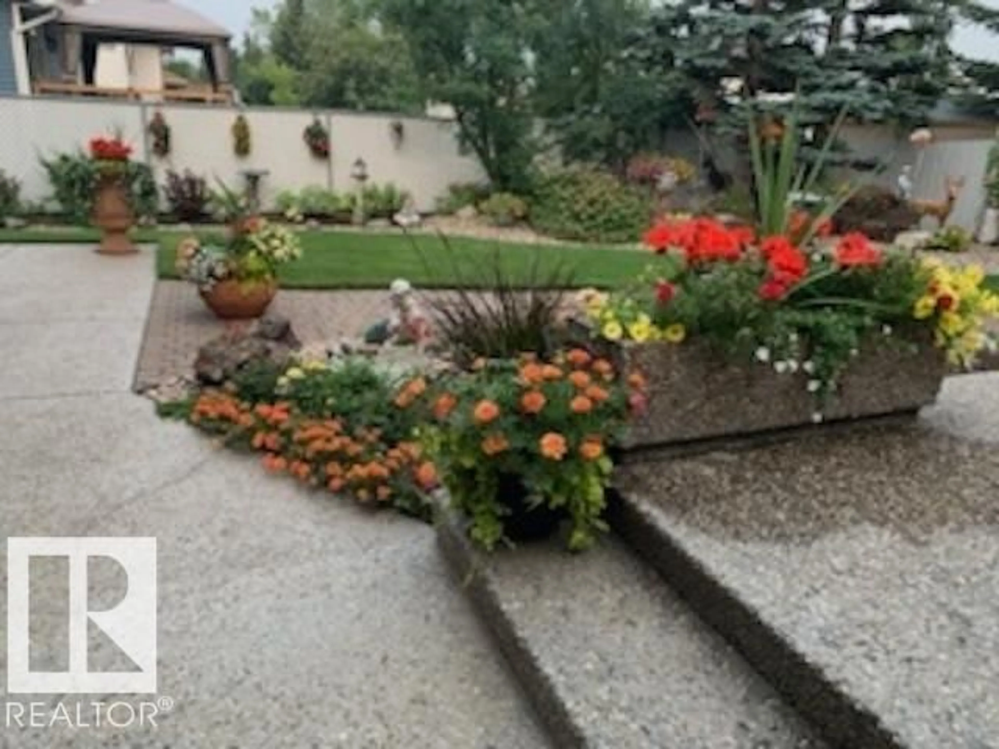 Patio, street for 4129 43B AV, Leduc Alberta T9E4T6