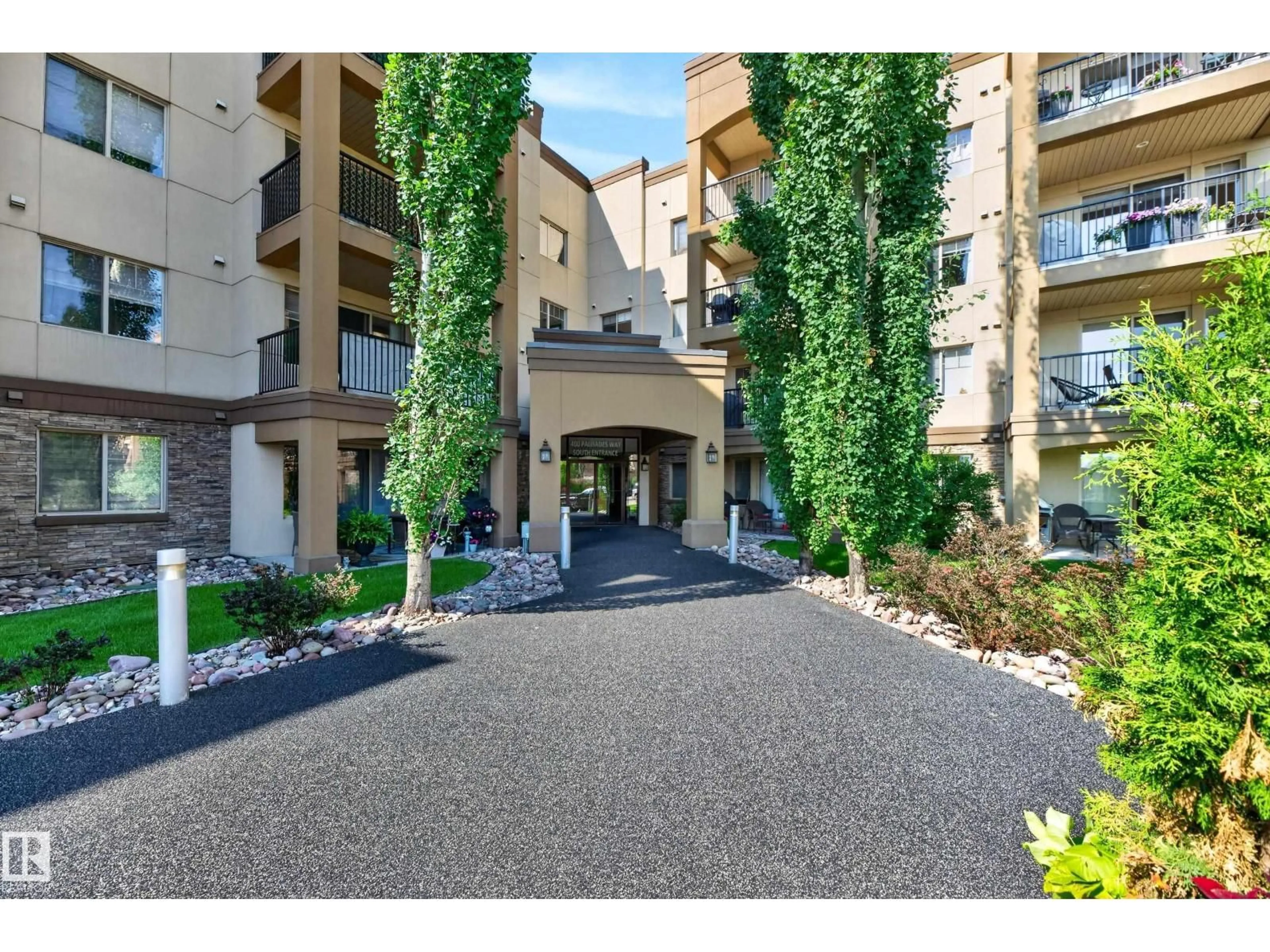 Unknown for 400 - 425 PALISADES WY, Sherwood Park Alberta T8H2T9