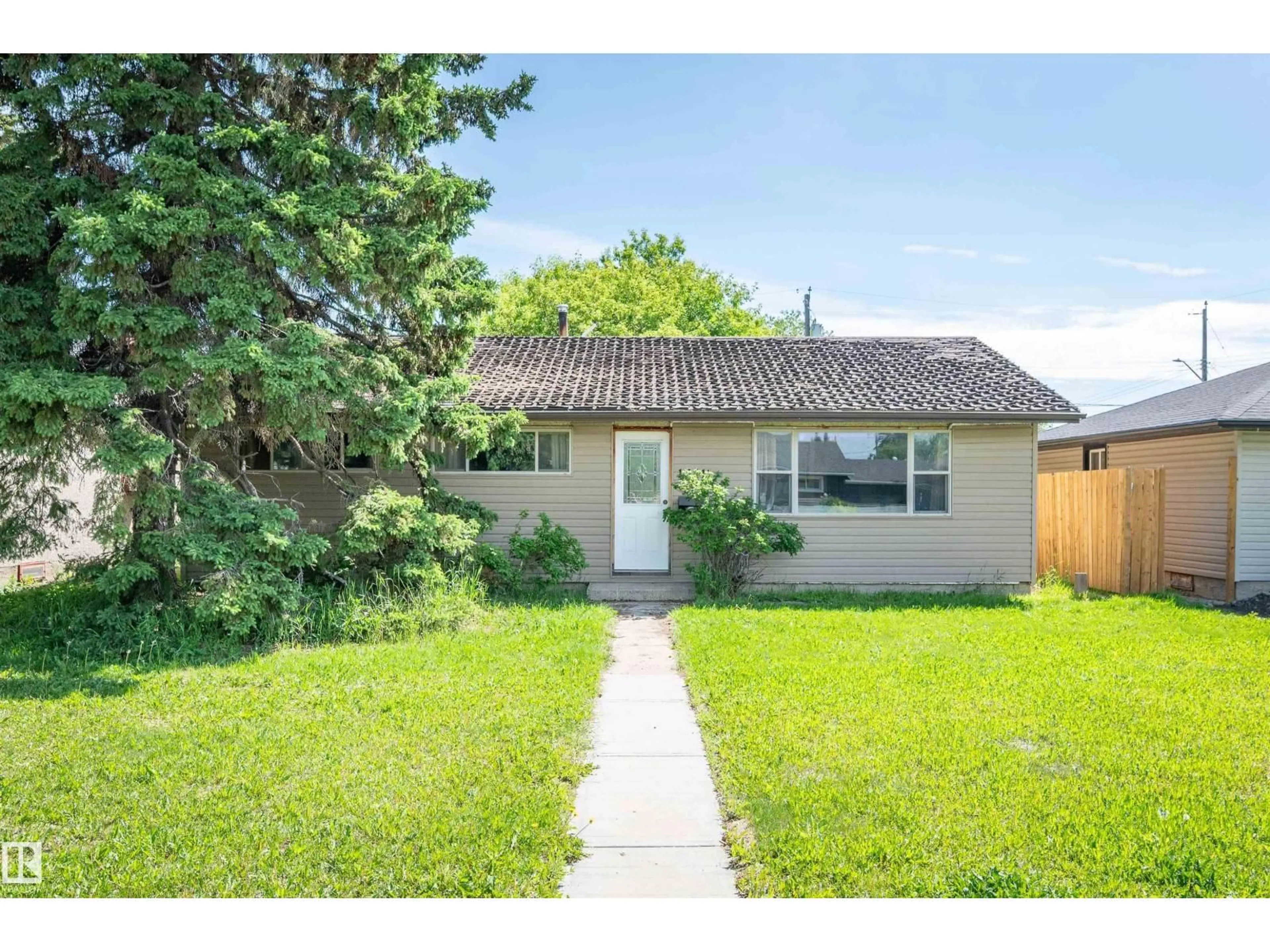 Unknown for 13411 112 ST, Edmonton Alberta T5E5A3