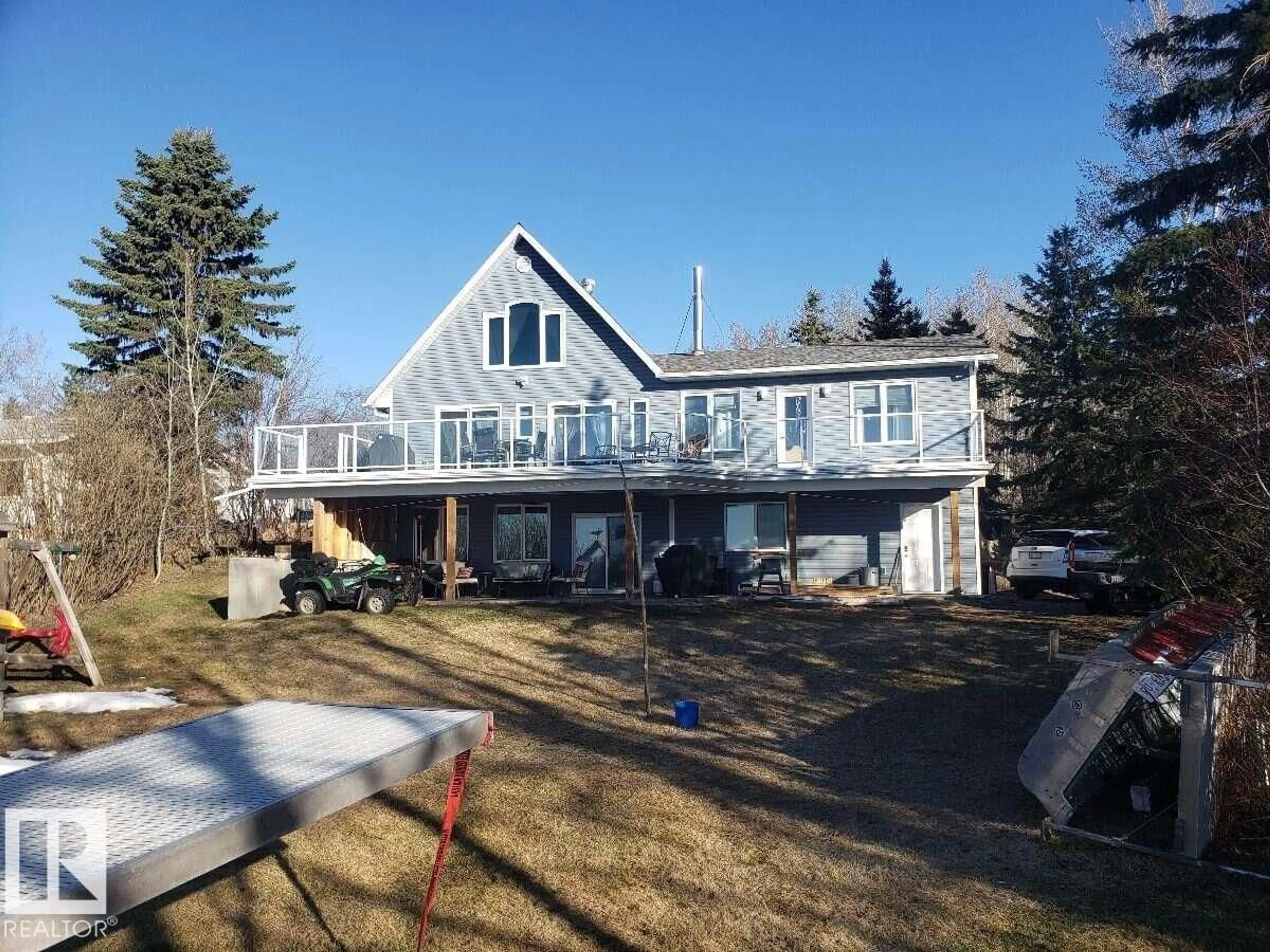 A pic from outside/outdoor area/front of a property/back of a property/a pic from drone, water/lake/river/ocean view for 57230 - 361 RANGE ROAD 25, Rural Barrhead County Alberta T0E1A0