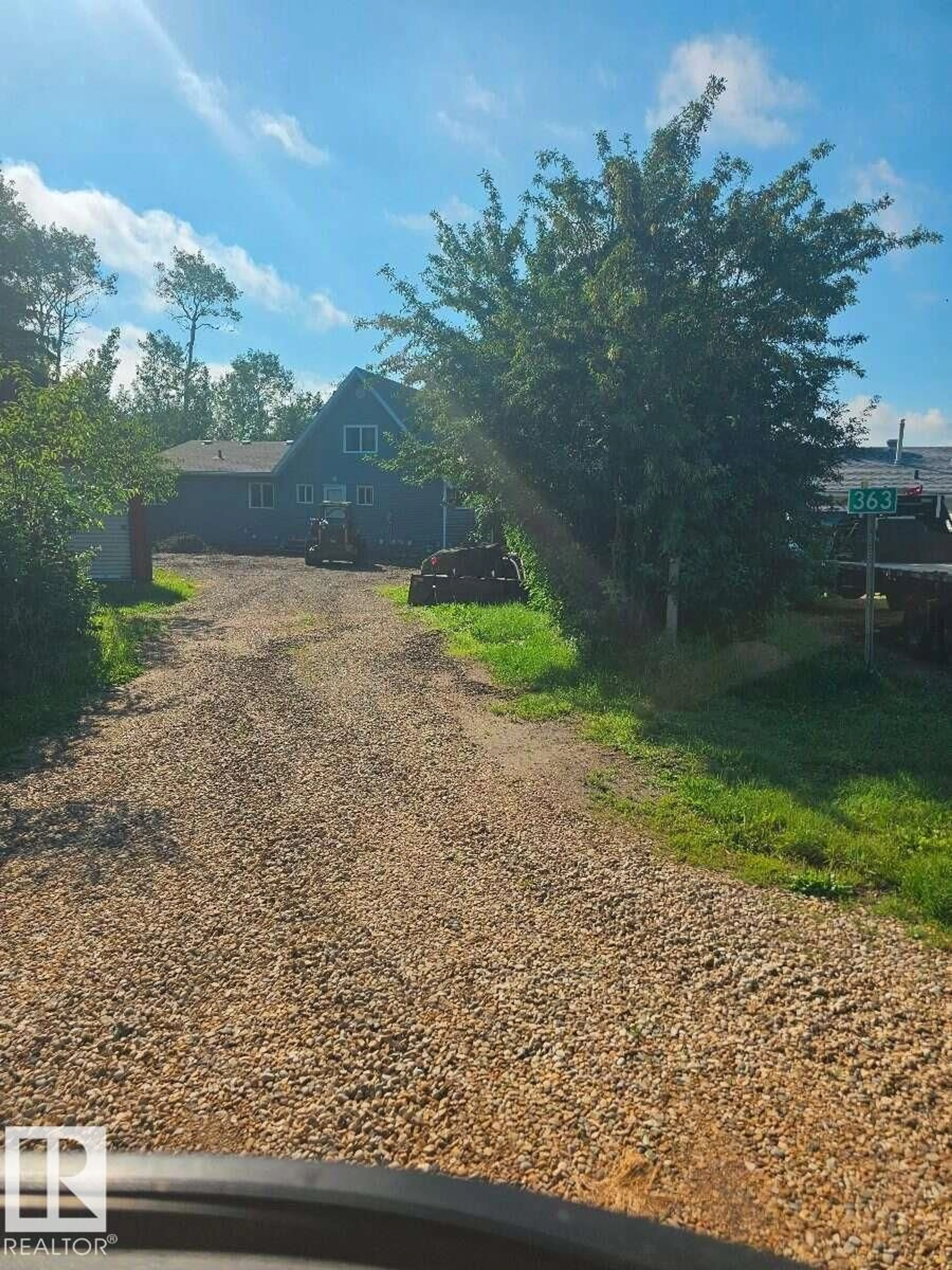 A pic from outside/outdoor area/front of a property/back of a property/a pic from drone, street for 57230 - 361 RANGE ROAD 25, Rural Barrhead County Alberta T0E1A0