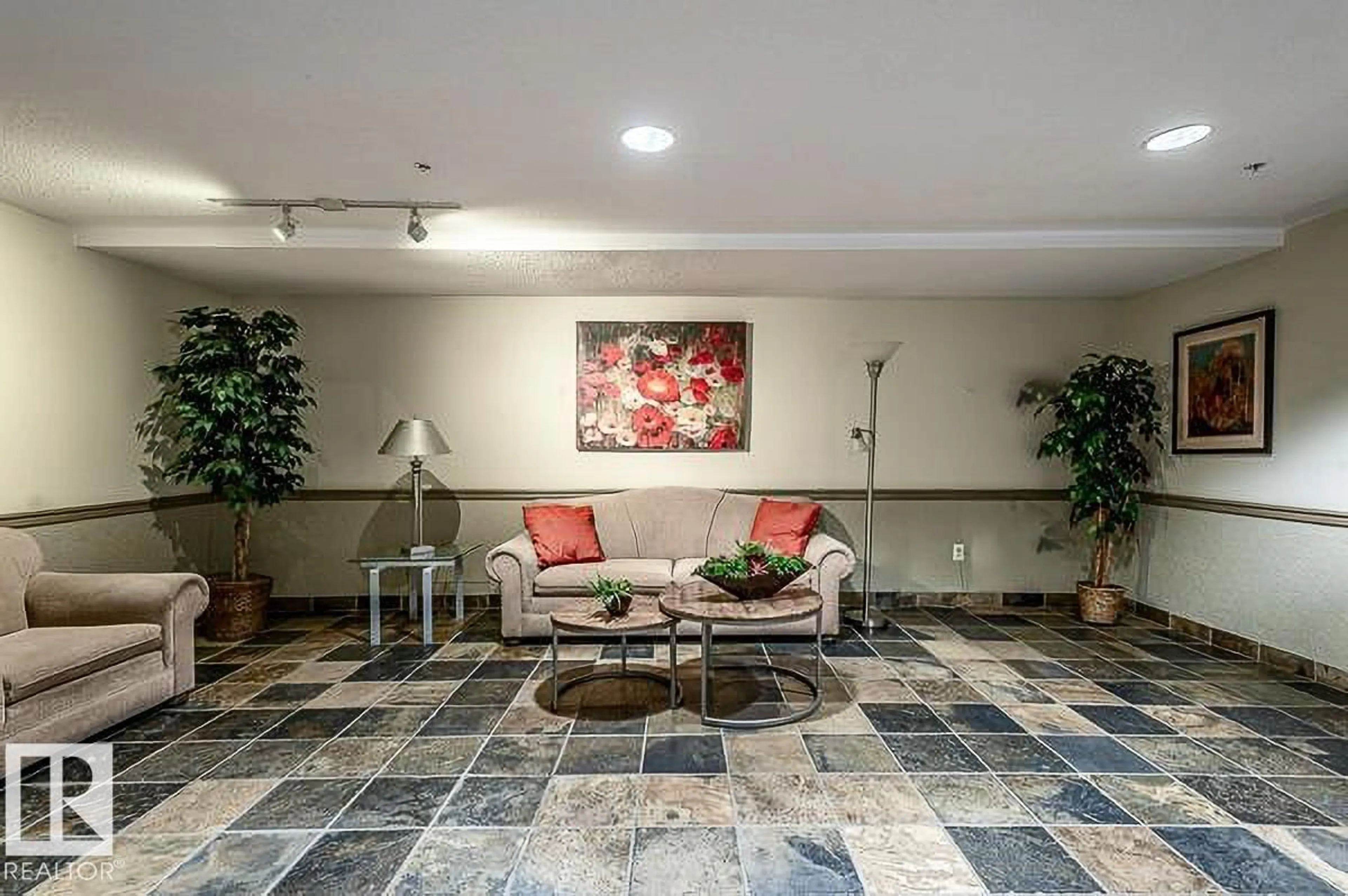 Lobby for #102 - 8912 156 ST, Edmonton Alberta T5R5Z5