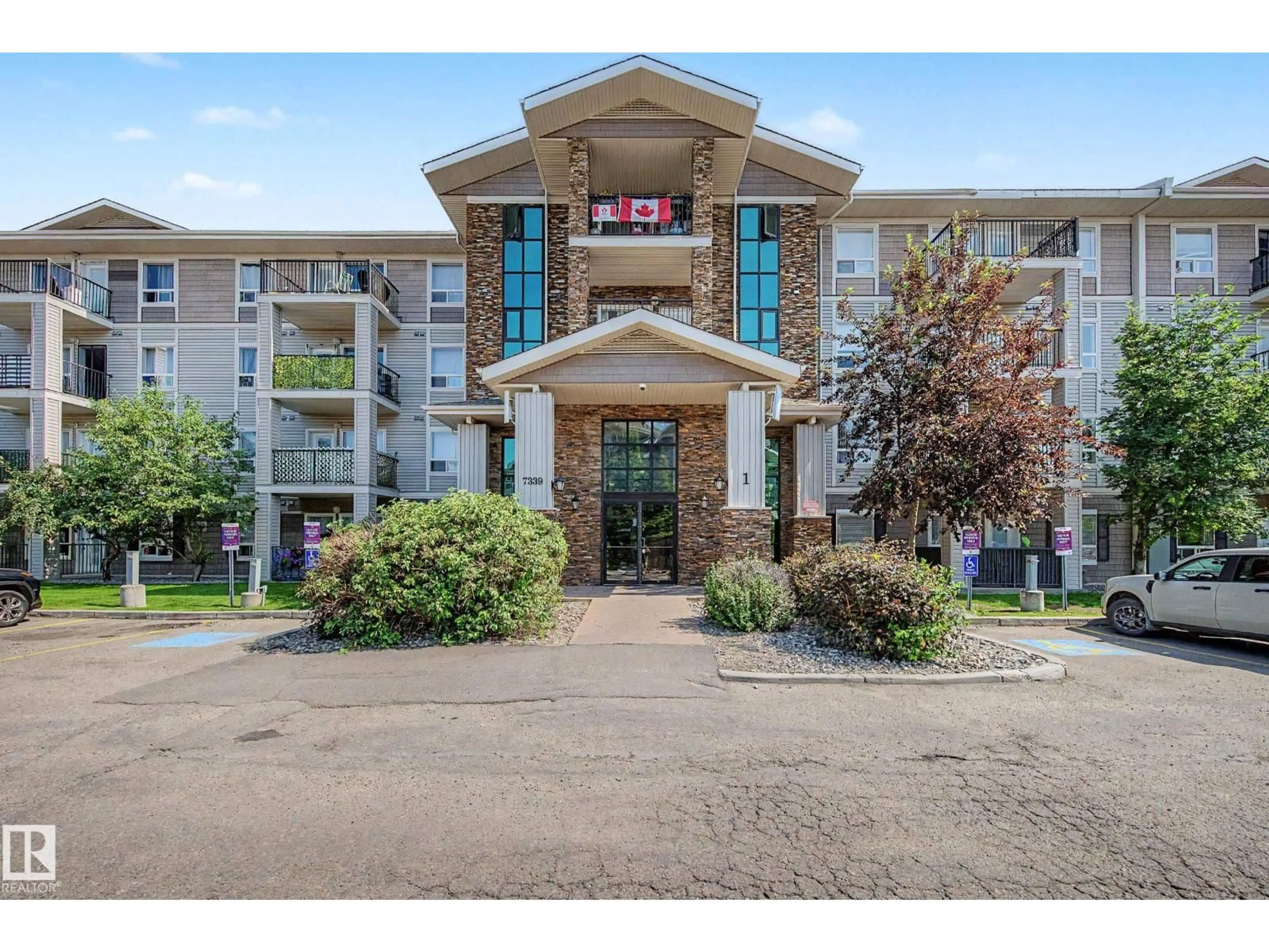 Indoor foyer for 1410 - 7339 SOUTH TERWILLEGAR DR, Edmonton Alberta T6R0E1