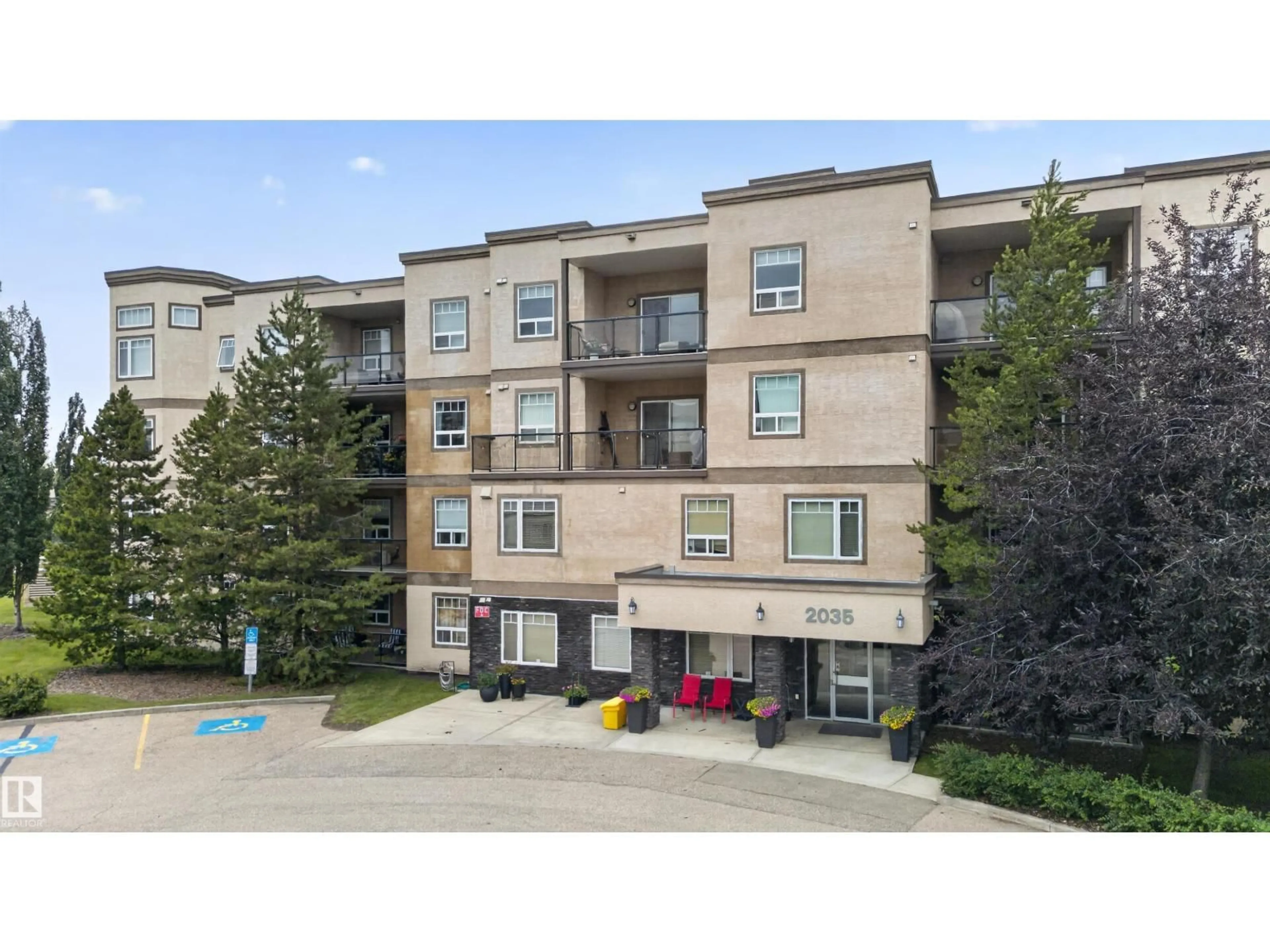 A pic from outside/outdoor area/front of a property/back of a property/a pic from drone, unknown for #212 - 2035 GRANTHAM CT, Edmonton Alberta T5T3X4