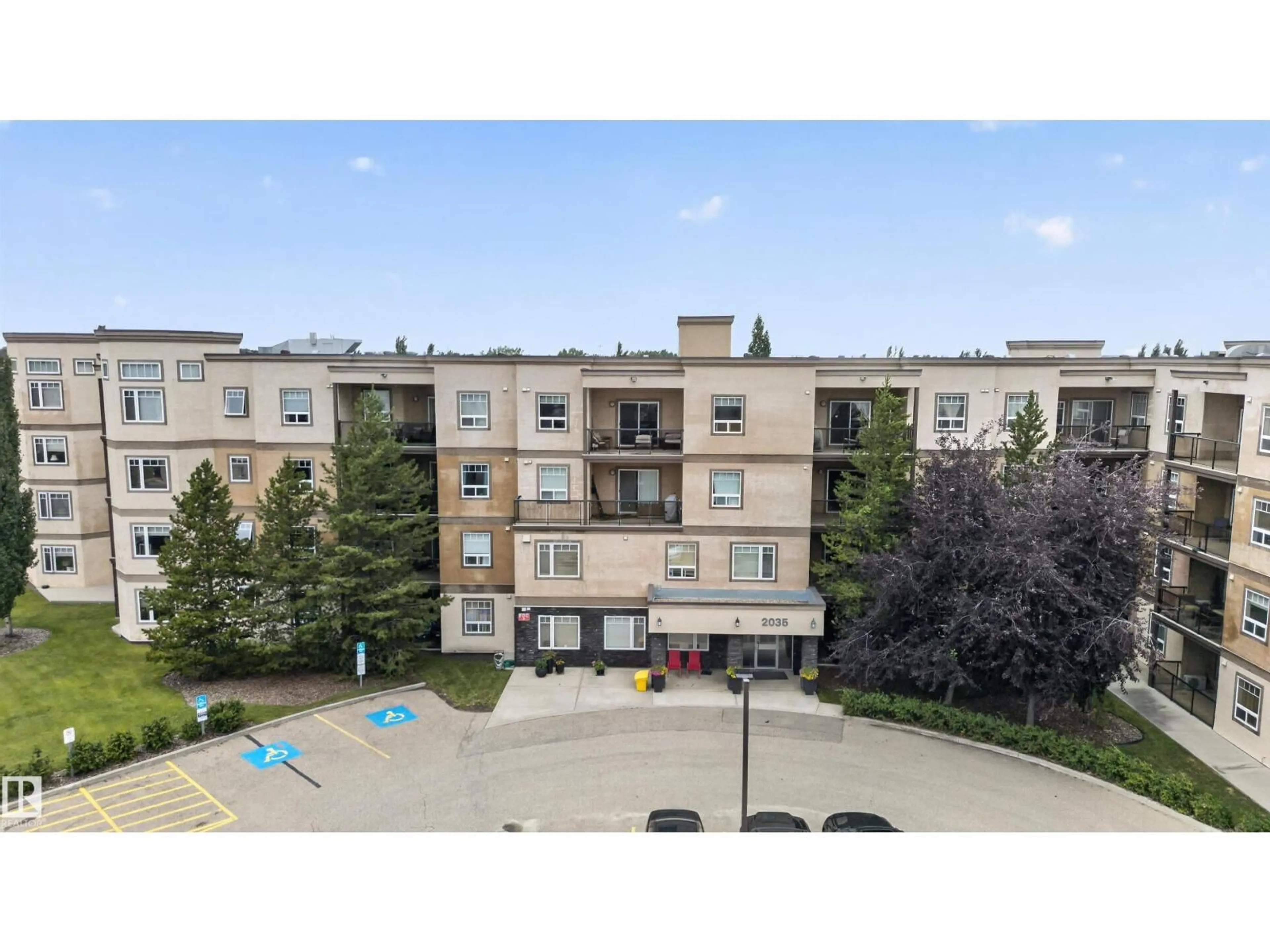 A pic from outside/outdoor area/front of a property/back of a property/a pic from drone, unknown for #212 - 2035 GRANTHAM CT, Edmonton Alberta T5T3X4