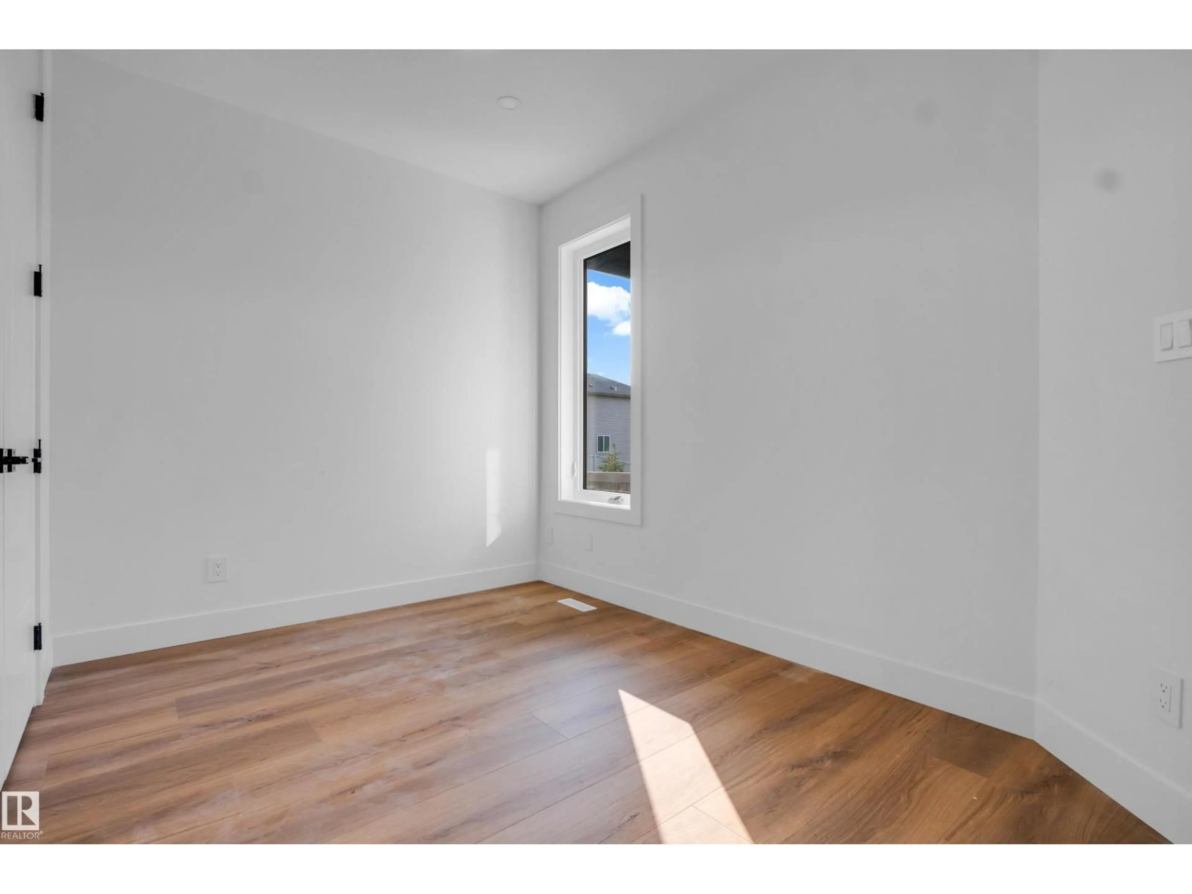 A pic of a room for 57 MEADOWGROVE LN, Spruce Grove Alberta T7X0W2
